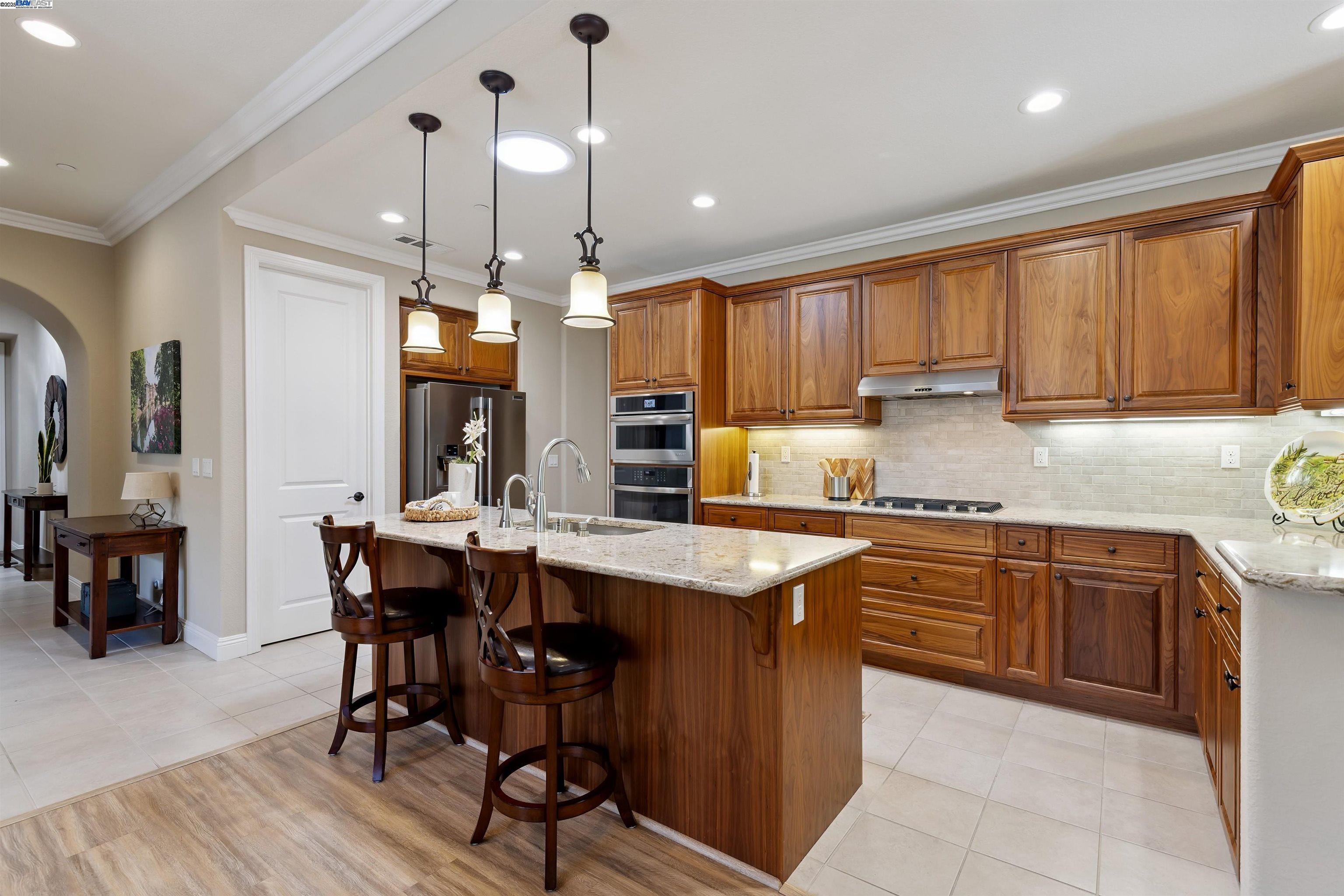 1748 Veneto Ln