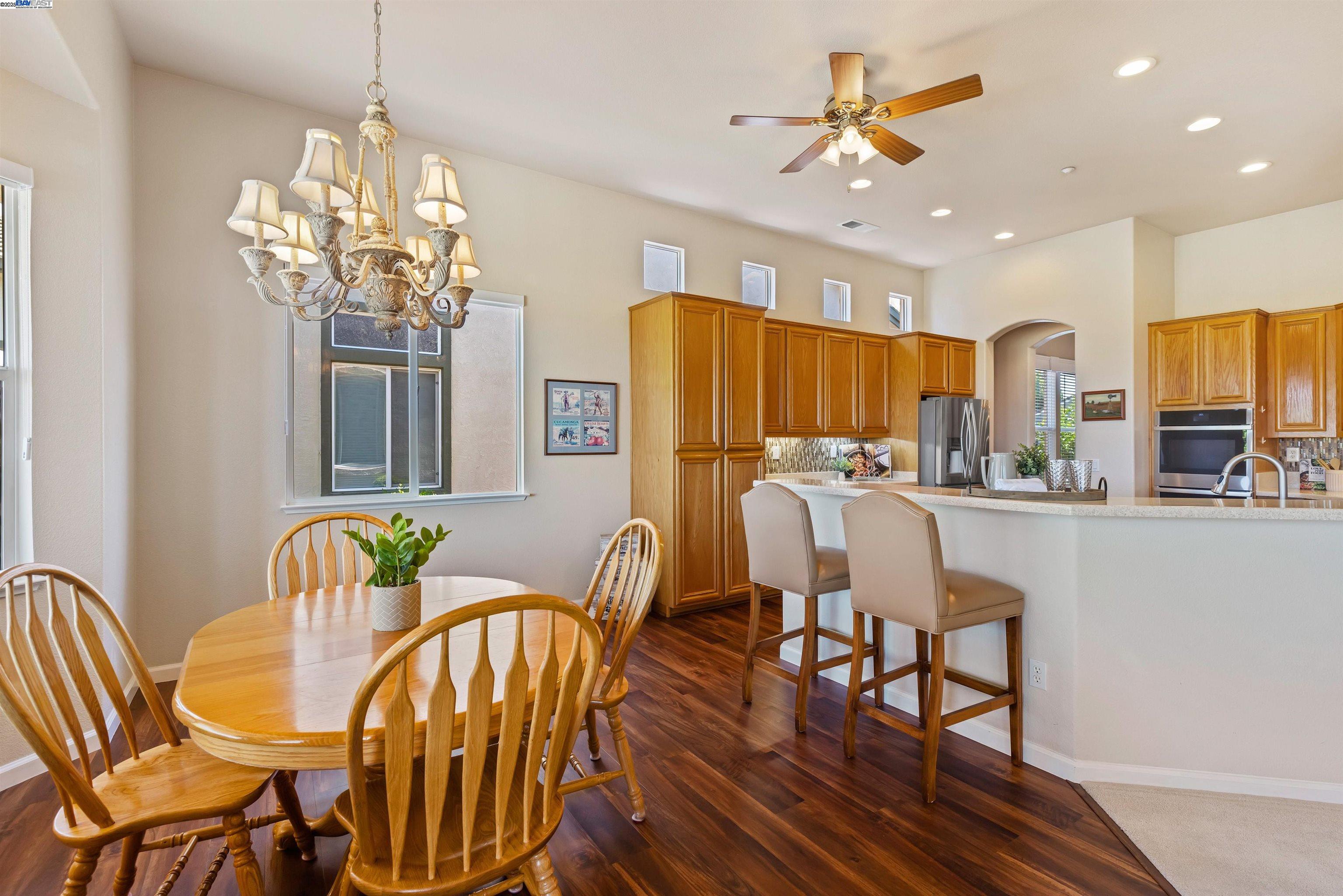1505 Bismarck Ln