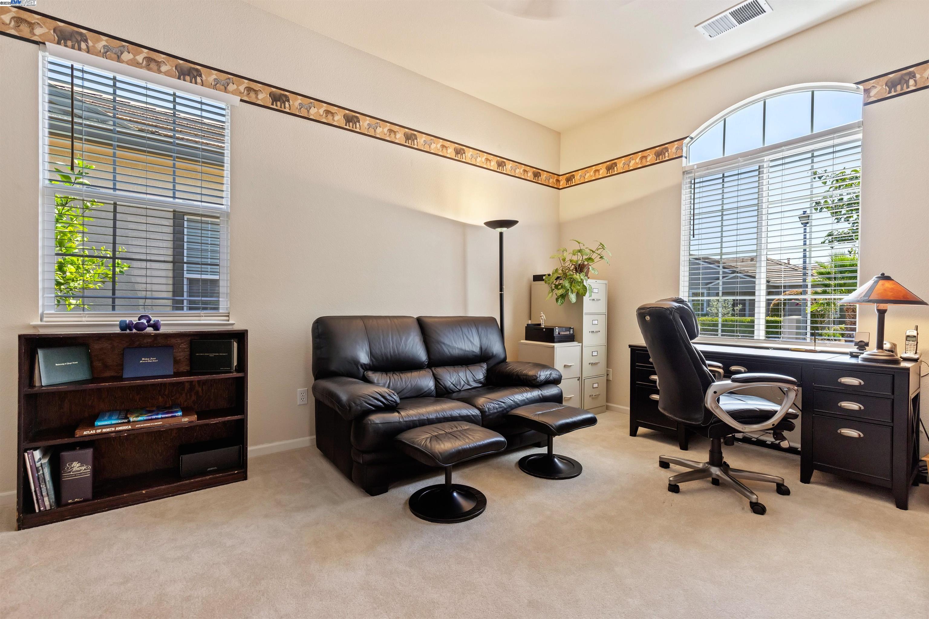 1505 Bismarck Ln