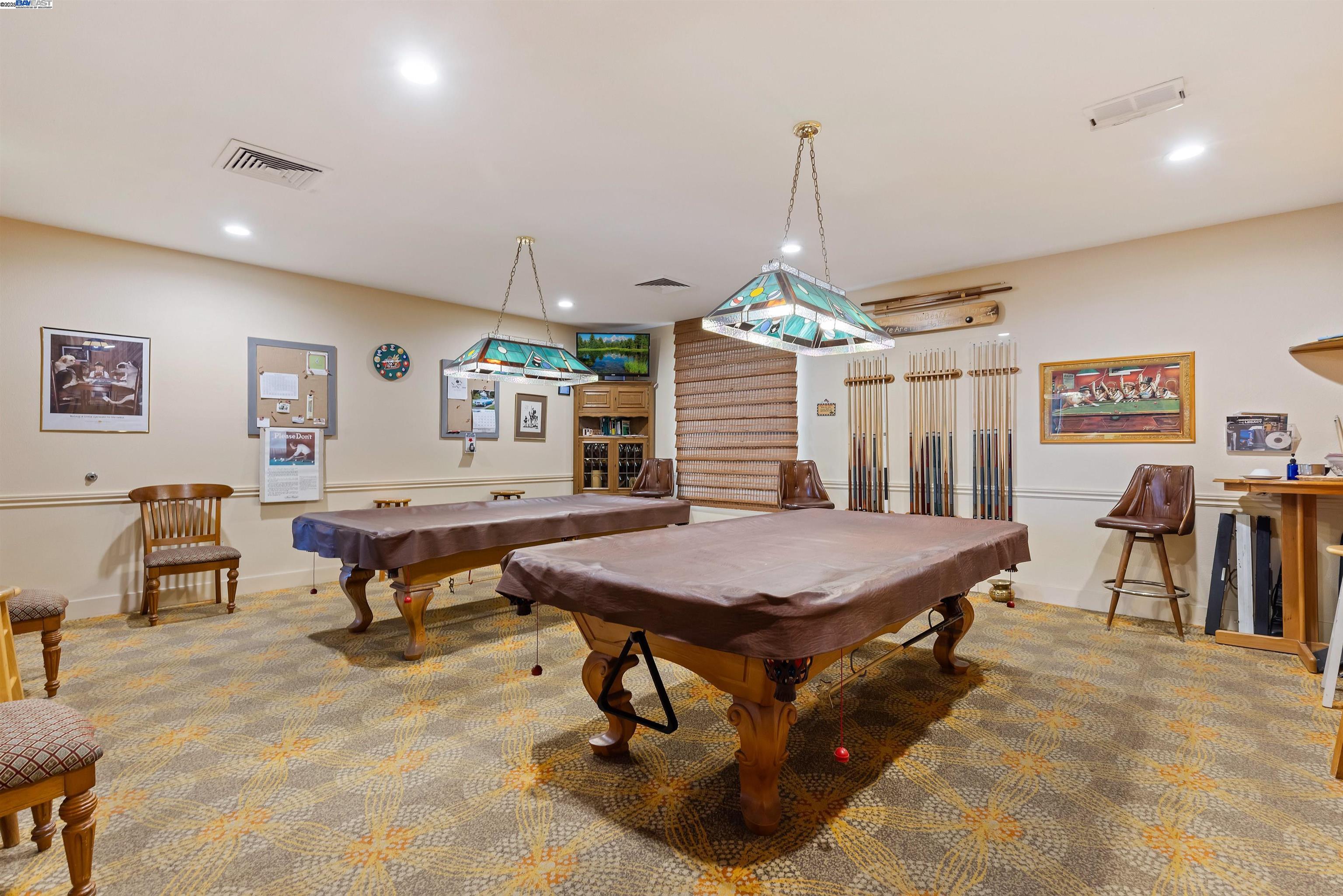 1505 Bismarck Ln