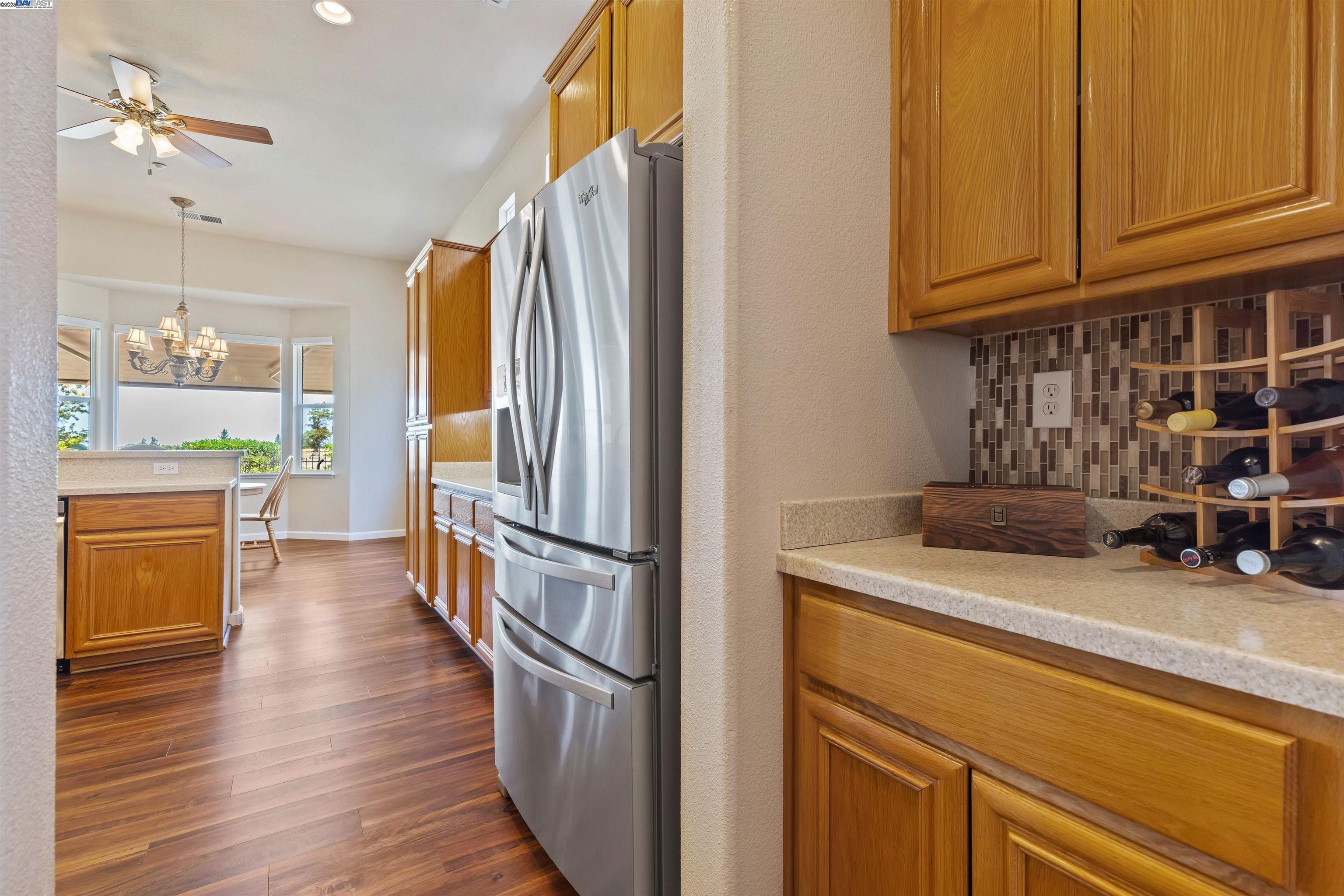 1505 Bismarck Ln
