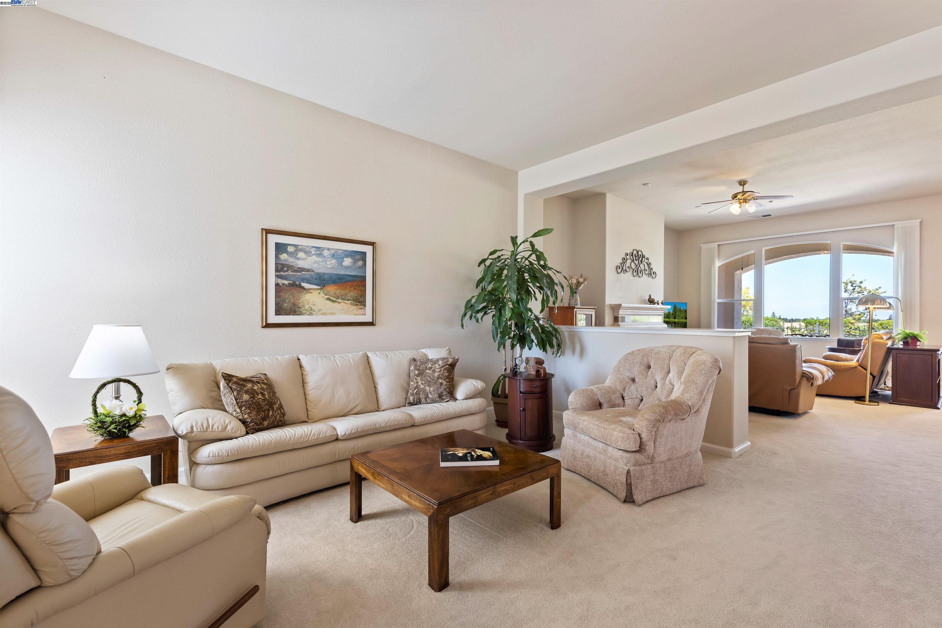 1505 Bismarck Ln