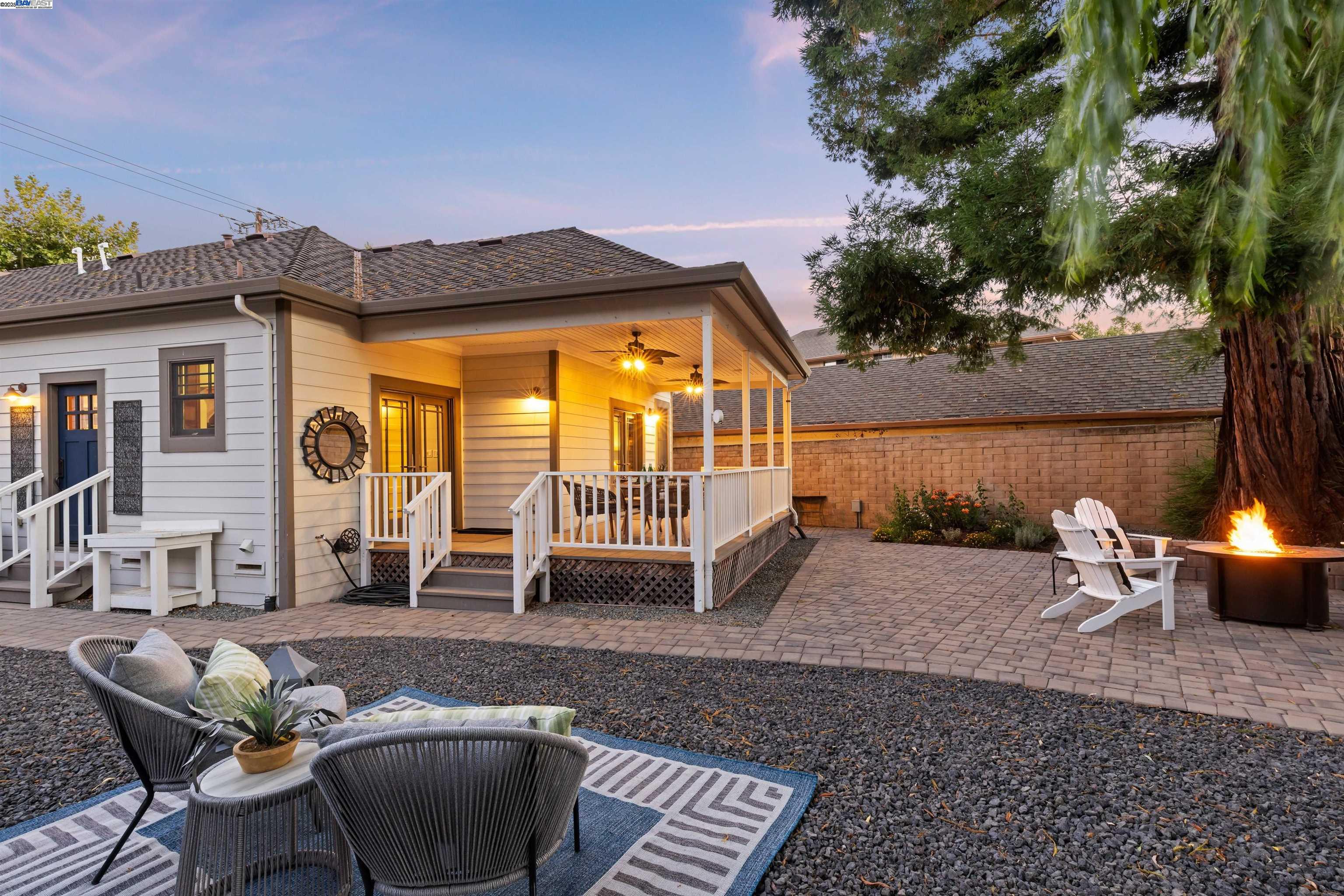 4463 Pleasanton Ave