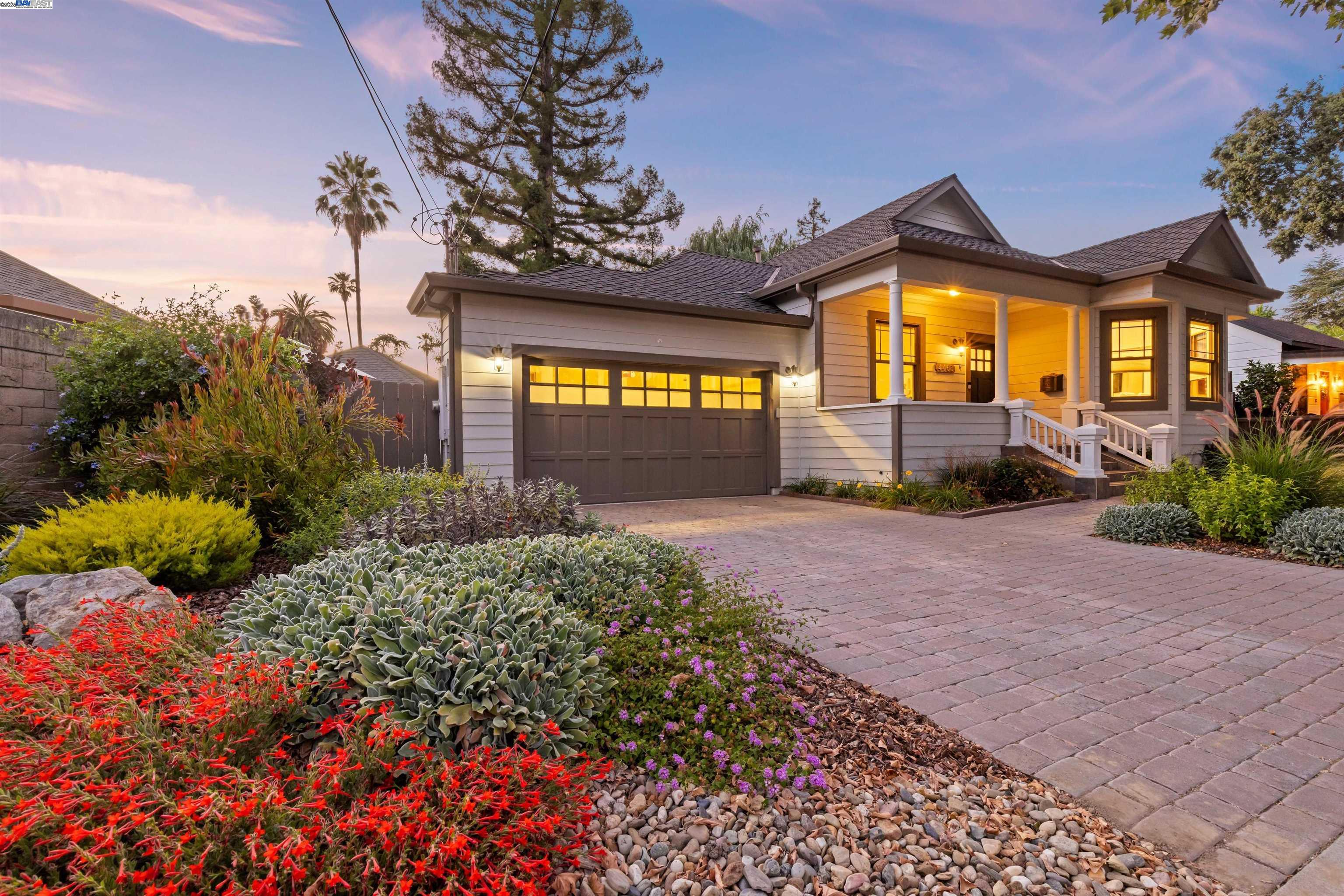 4463 Pleasanton Ave