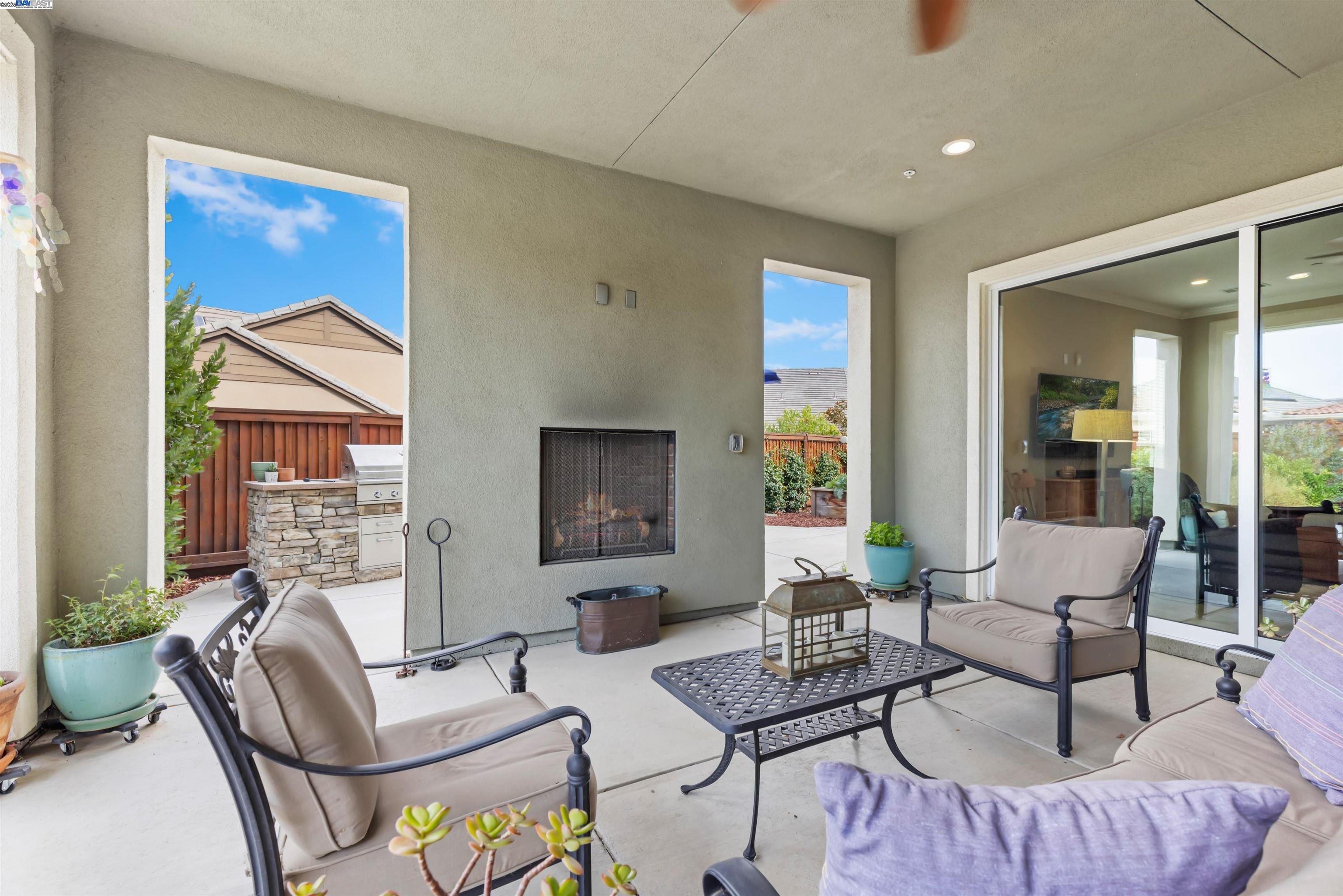 2062 Reserva Ct