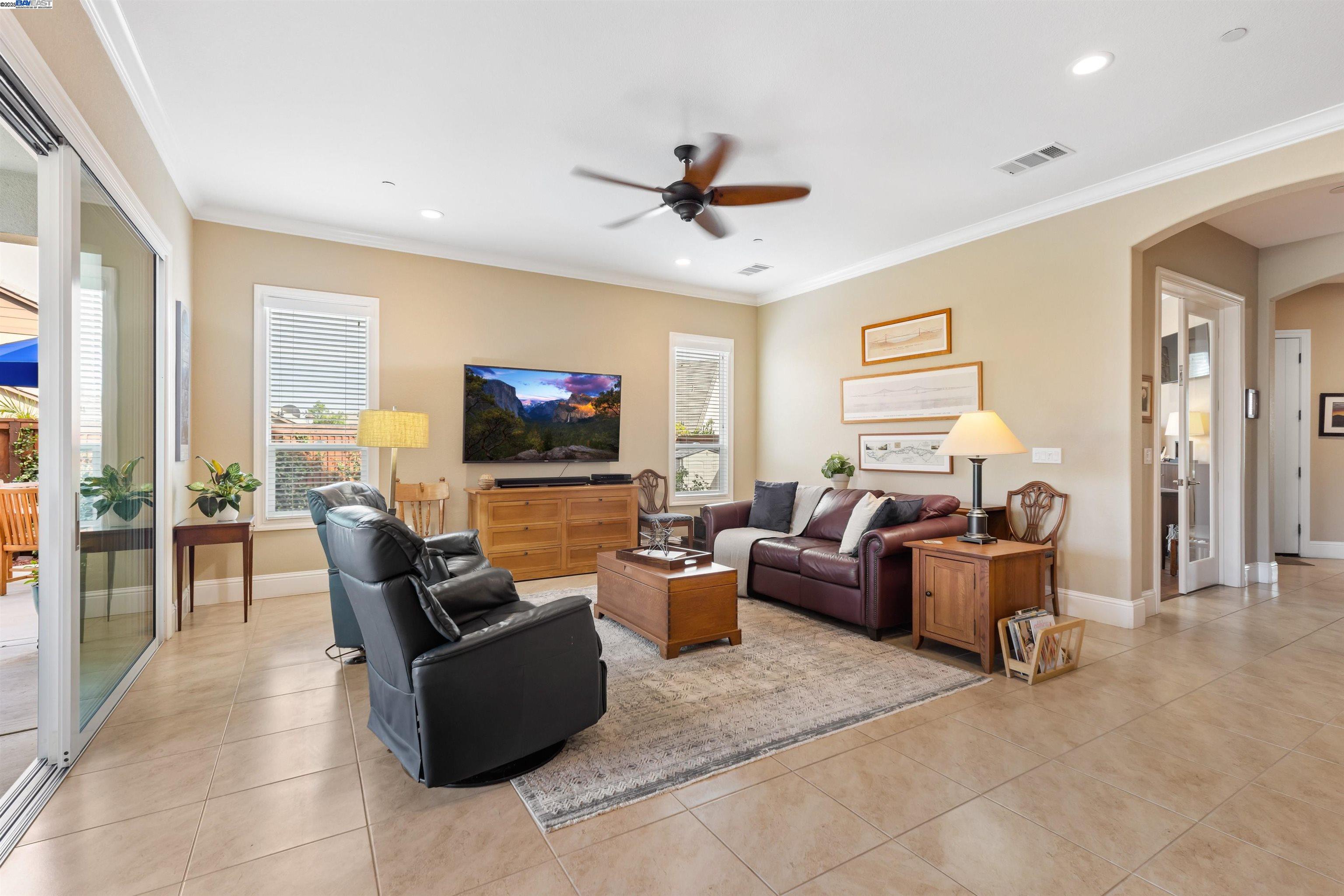 2062 Reserva Ct