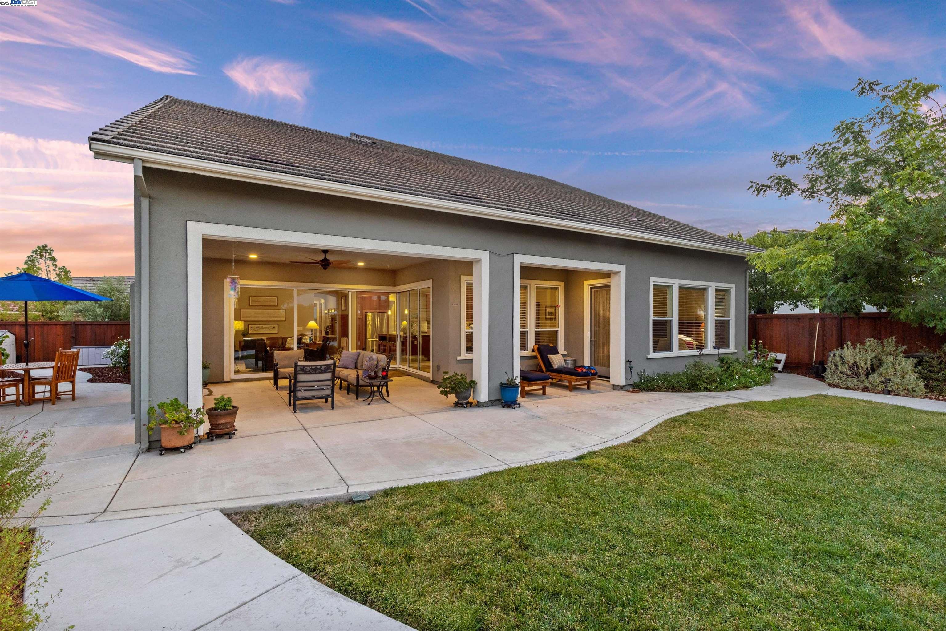 2062 Reserva Ct
