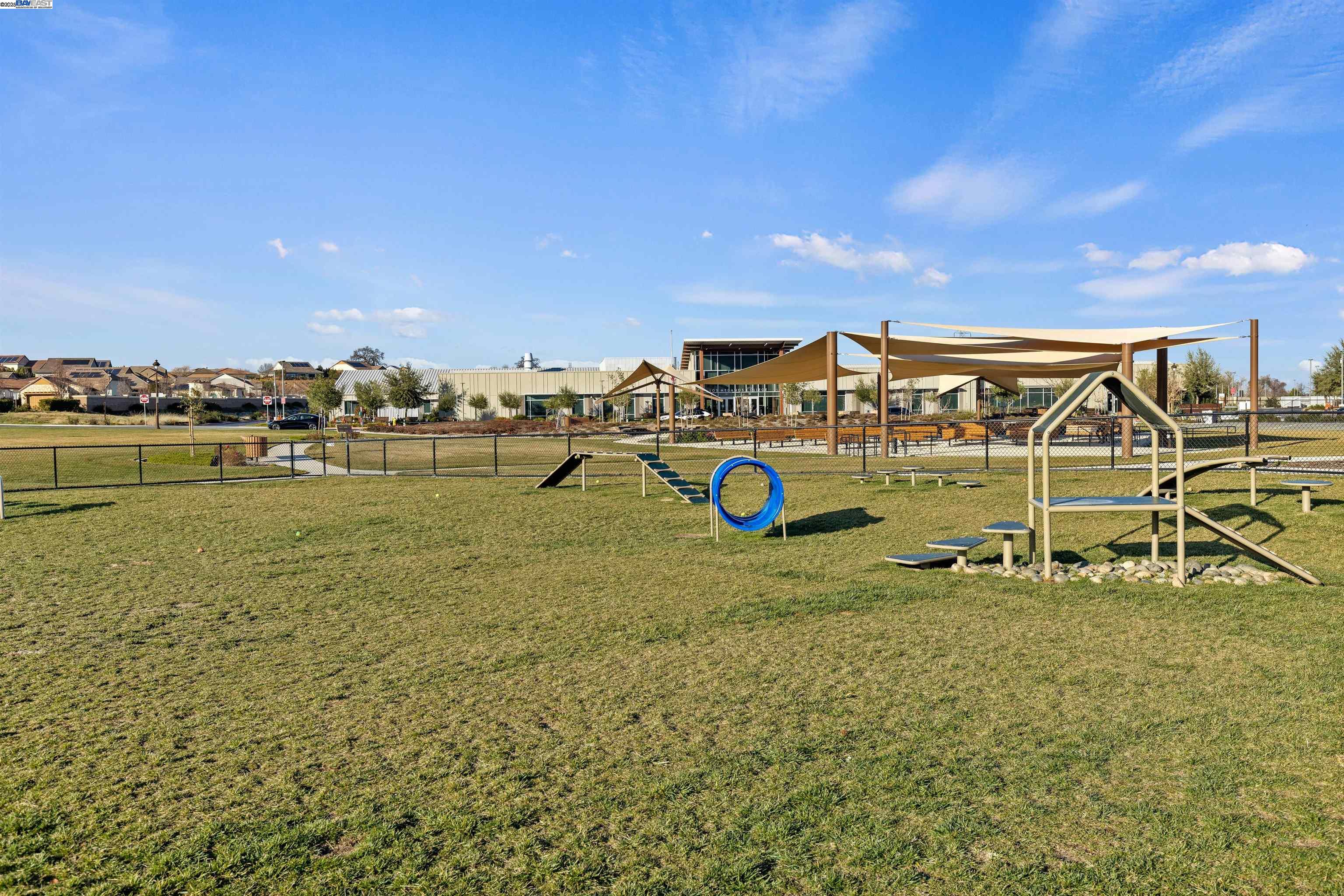 2062 Reserva Ct