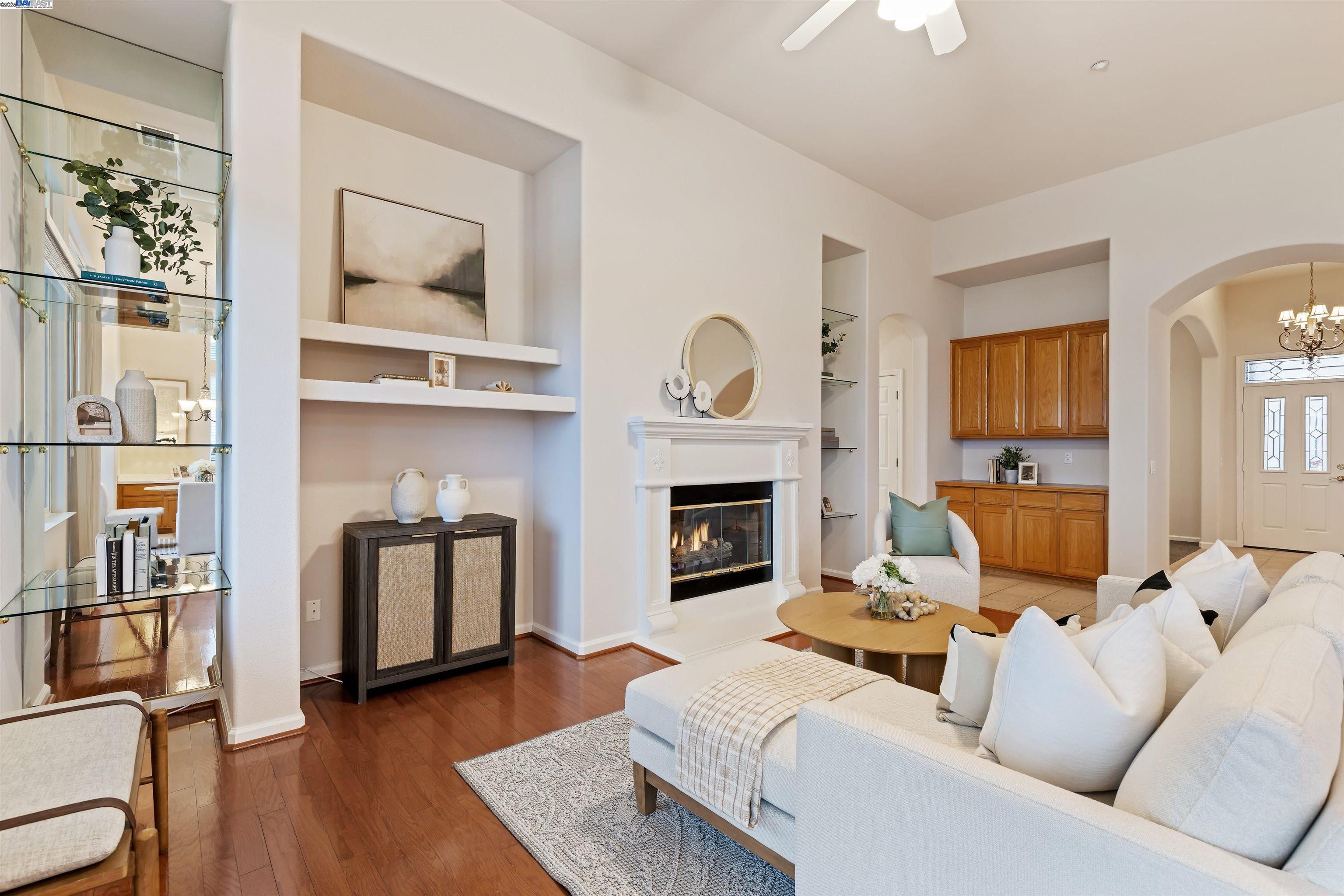 1507 Bismarck Ln