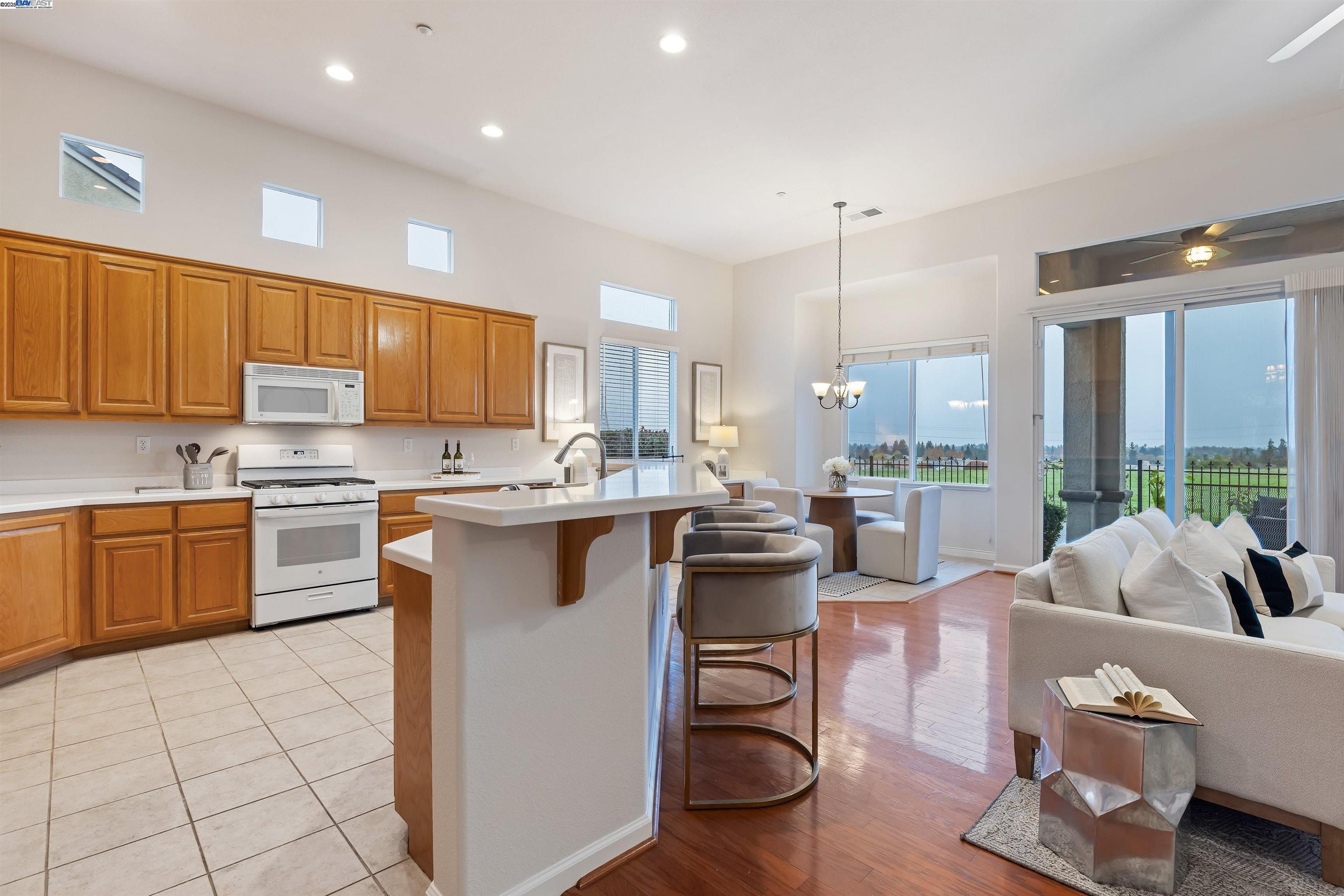 1507 Bismarck Ln