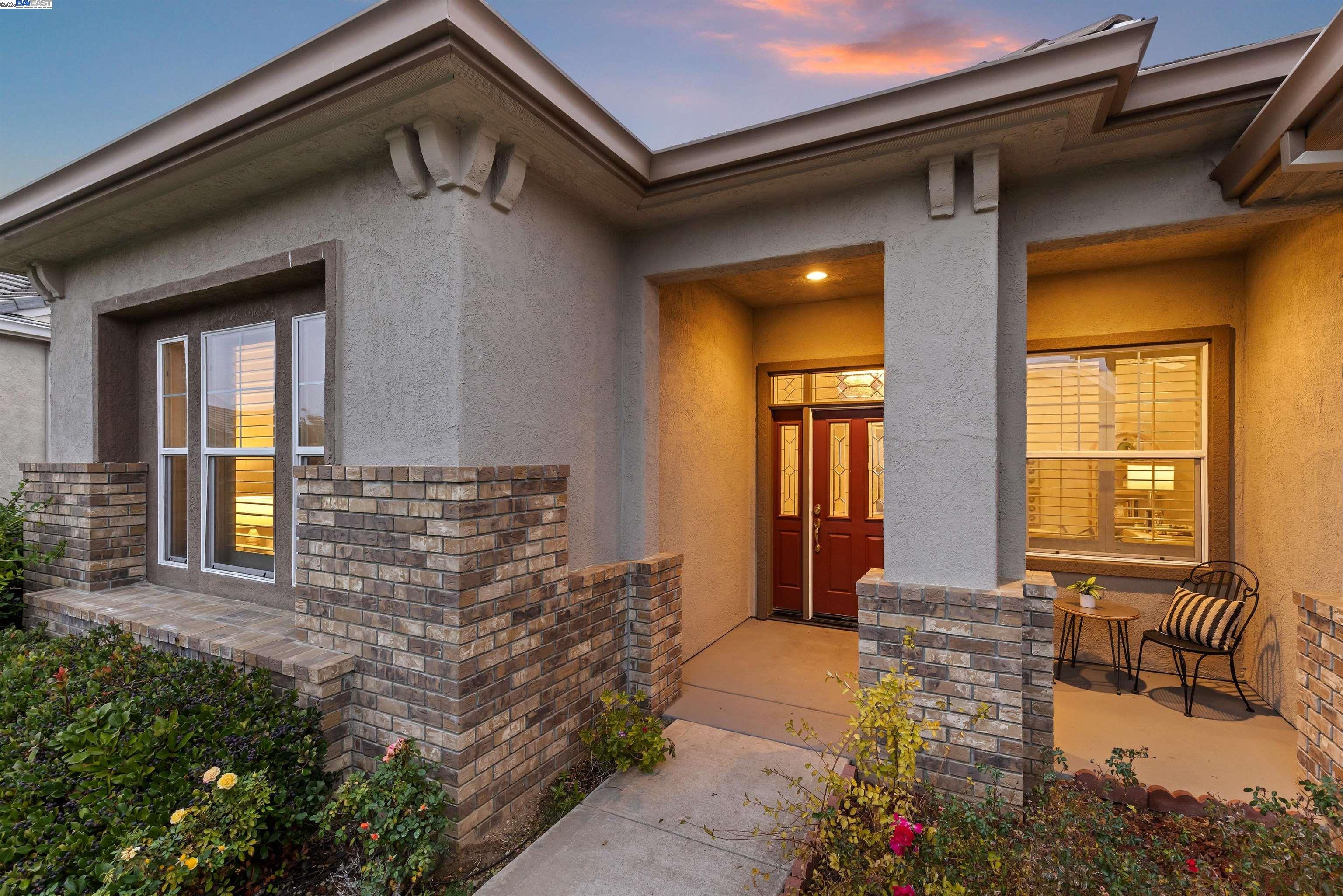 1507 Bismarck Ln