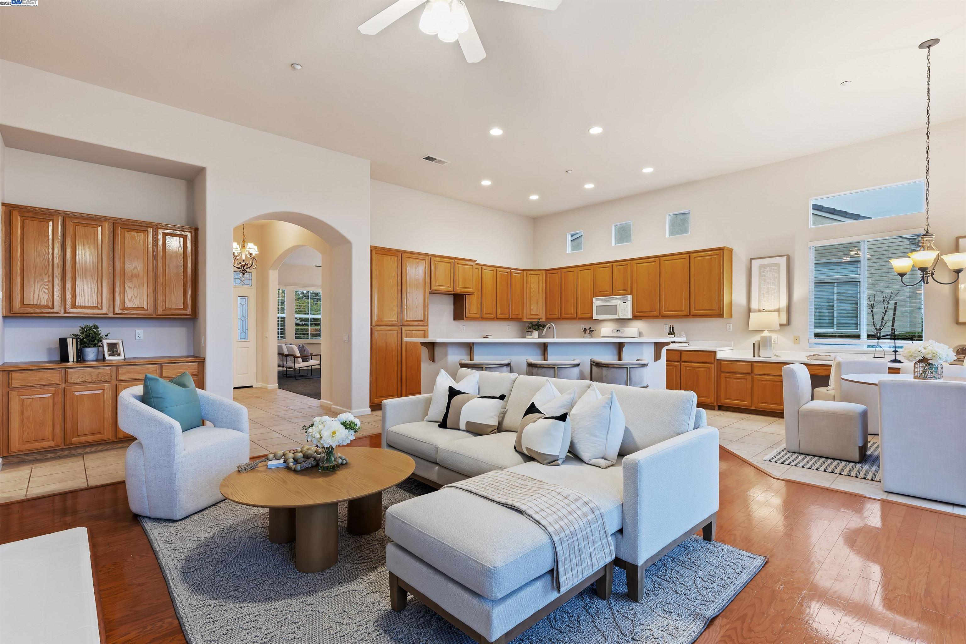 1507 Bismarck Ln