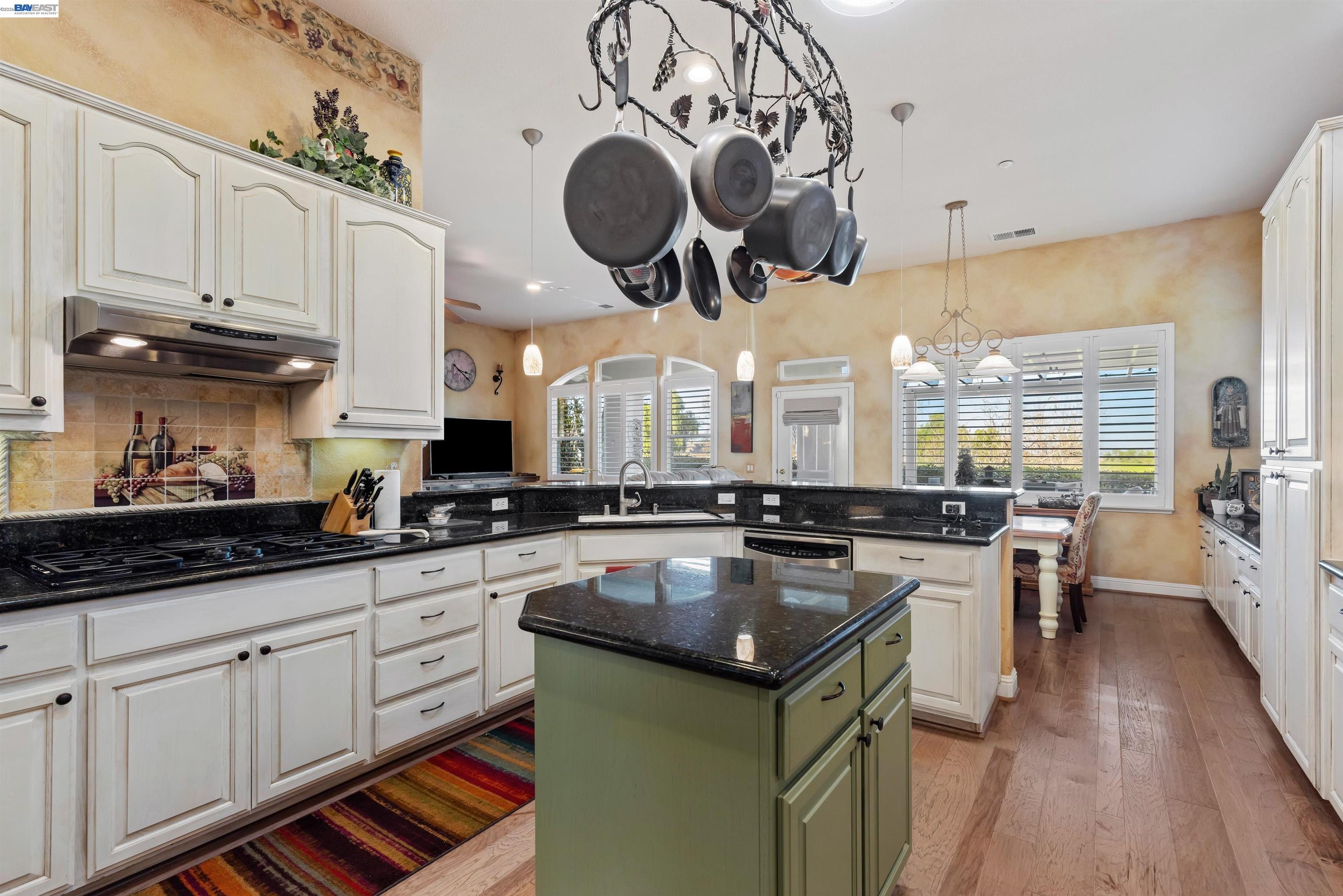 1062 Bountiful Way