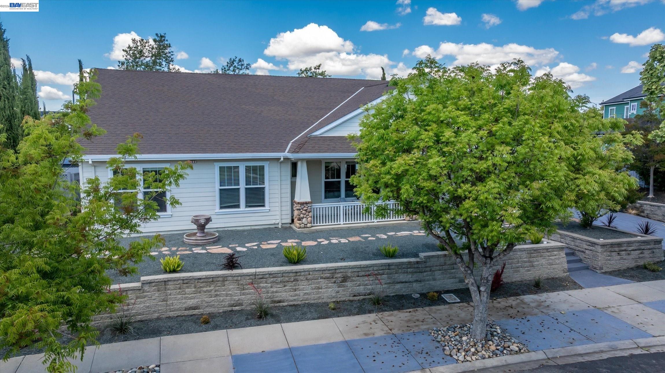 932 Hansen Rd