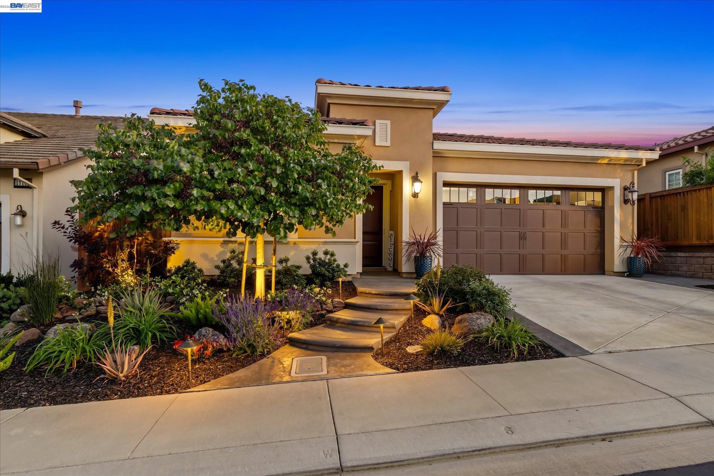 1720 Veneto Ln