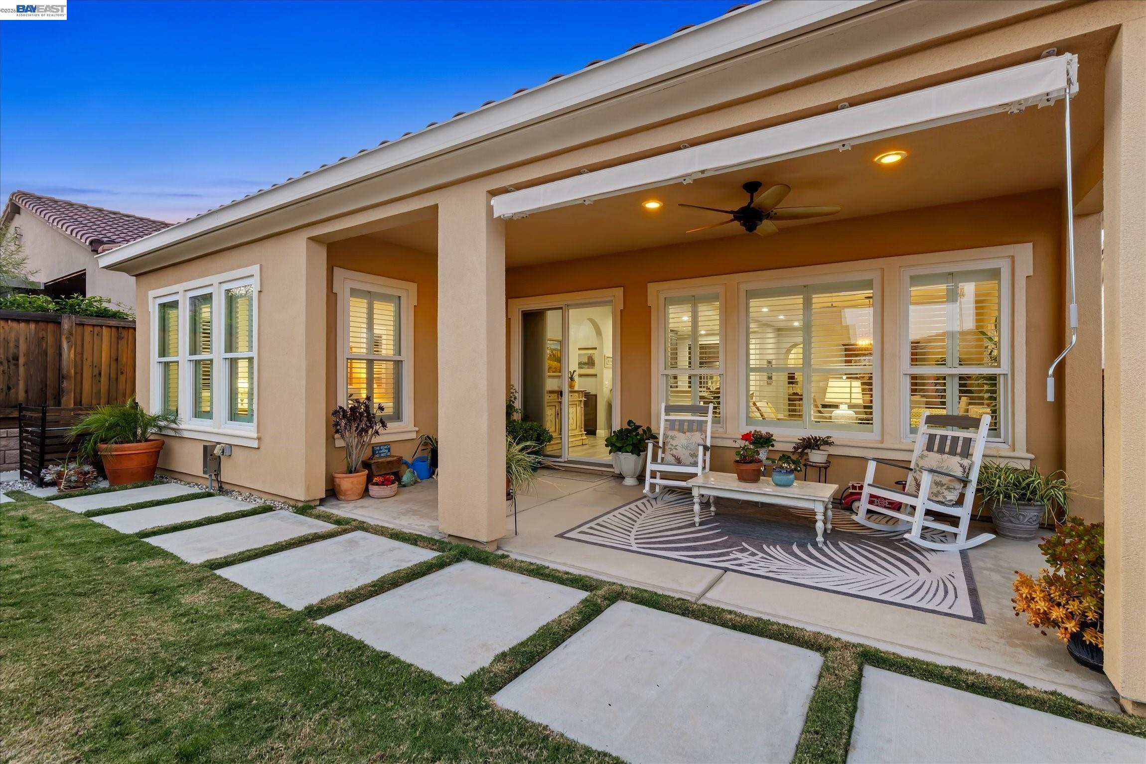 1720 Veneto Ln