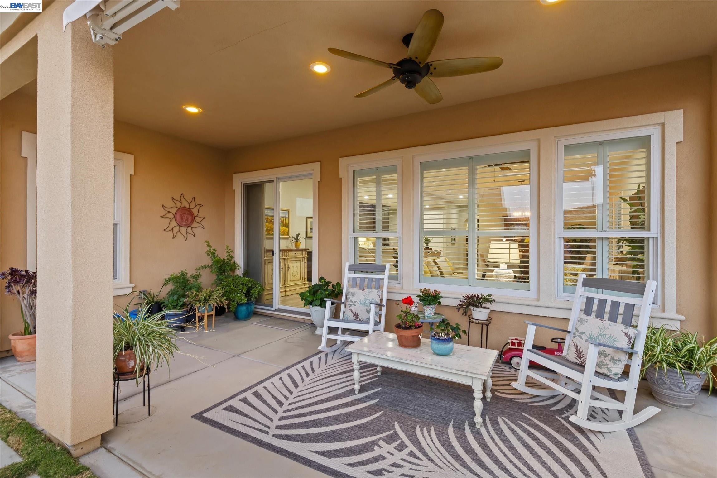 1720 Veneto Ln
