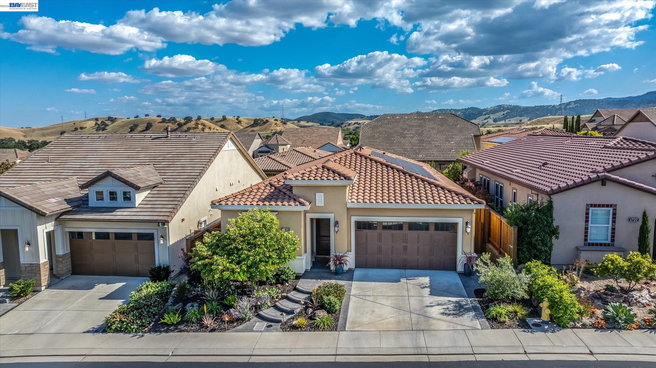 1720 Veneto Ln