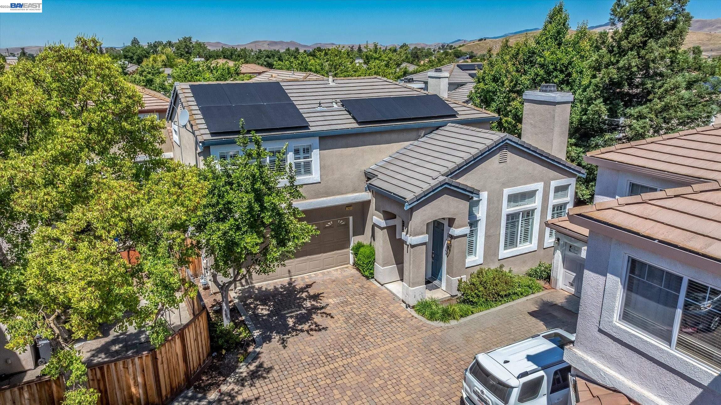 2038 Mulberry Cmn