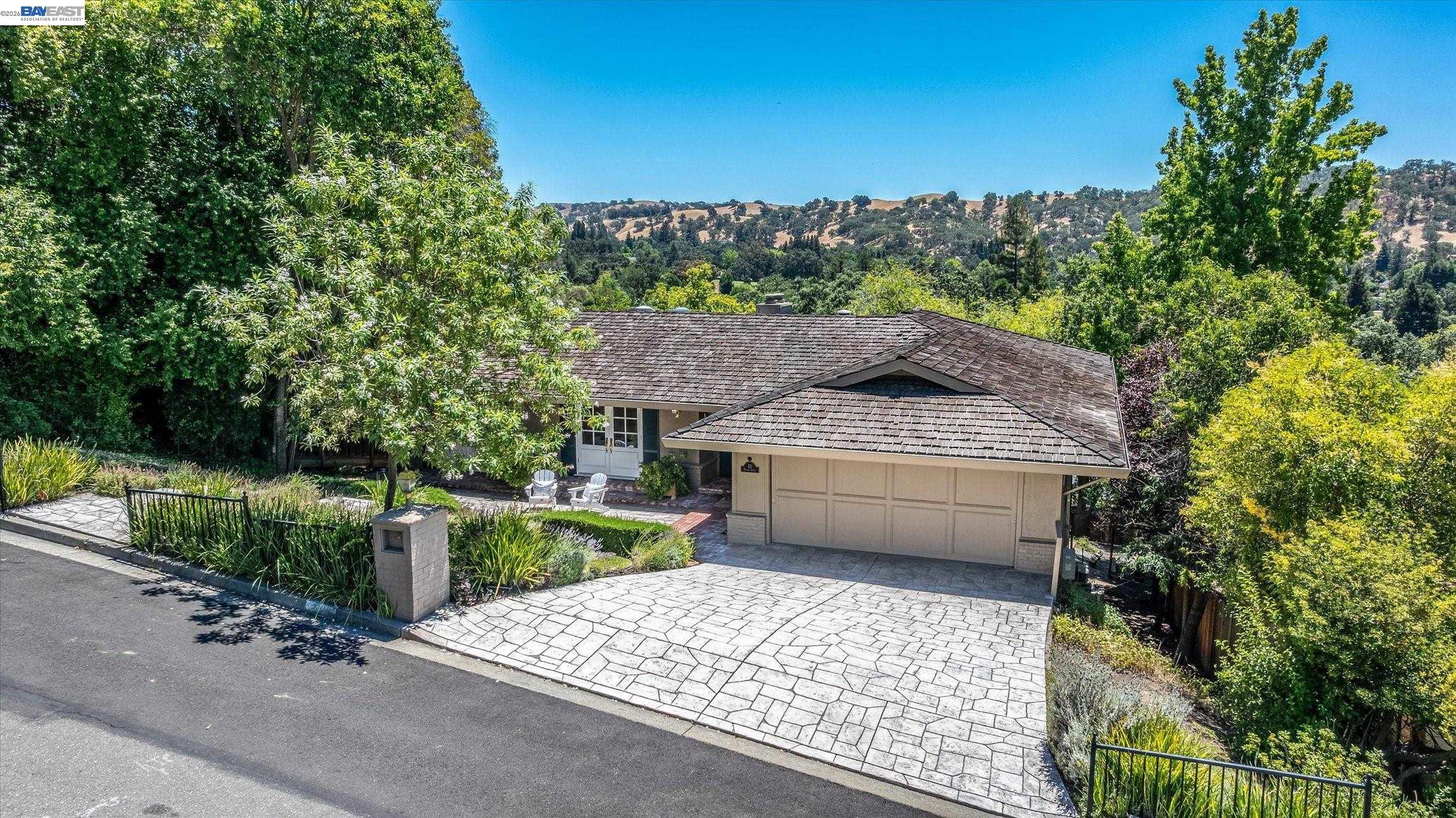 25 Pulido Ct