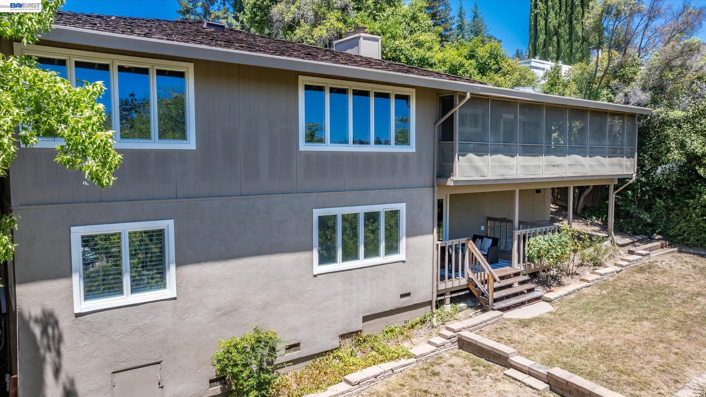 25 Pulido Ct