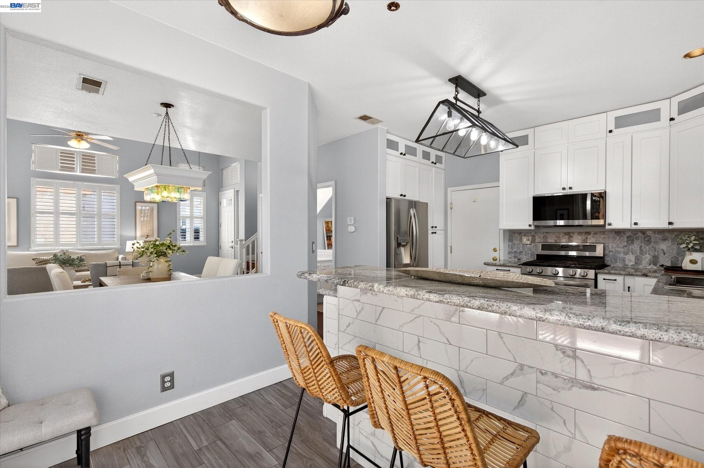 2038 Mulberry Cmn