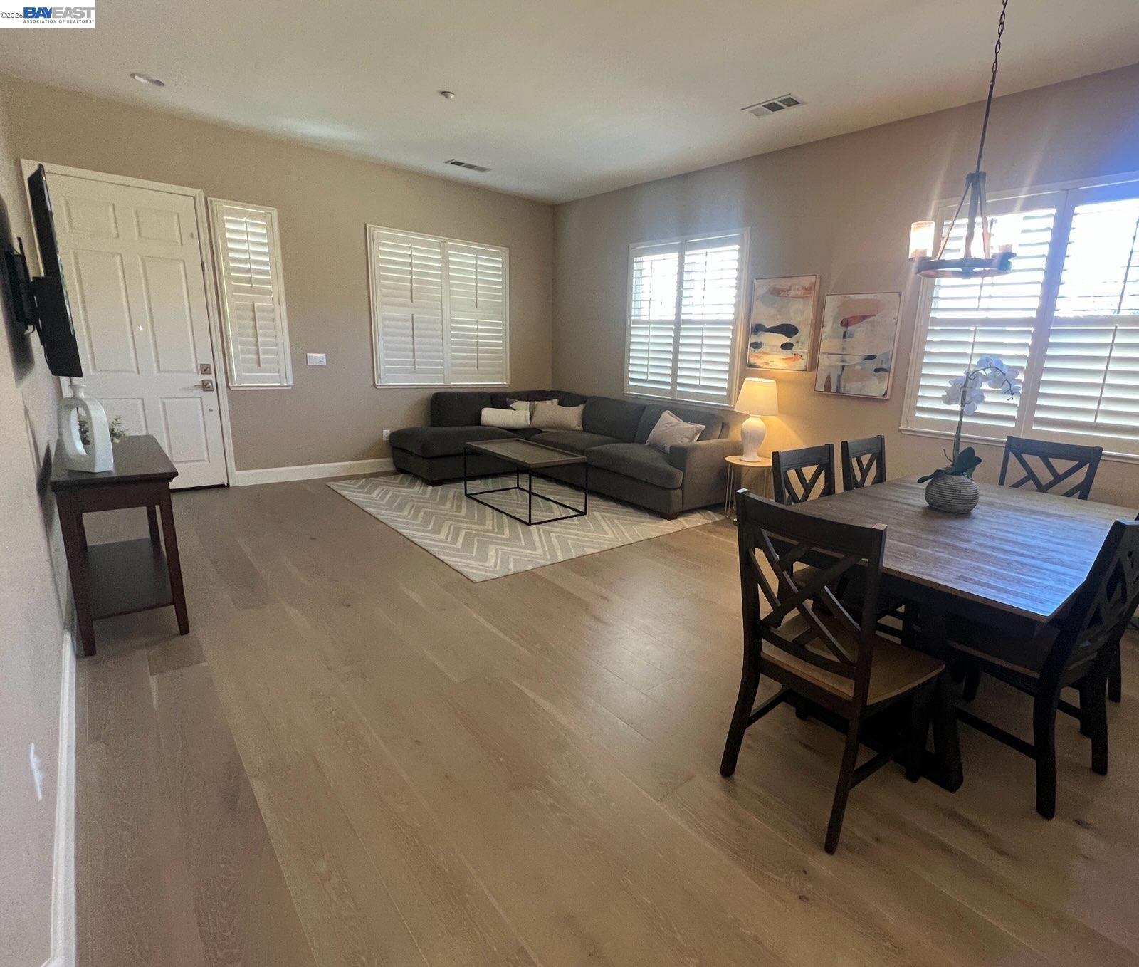 1271 Vignola Ct
