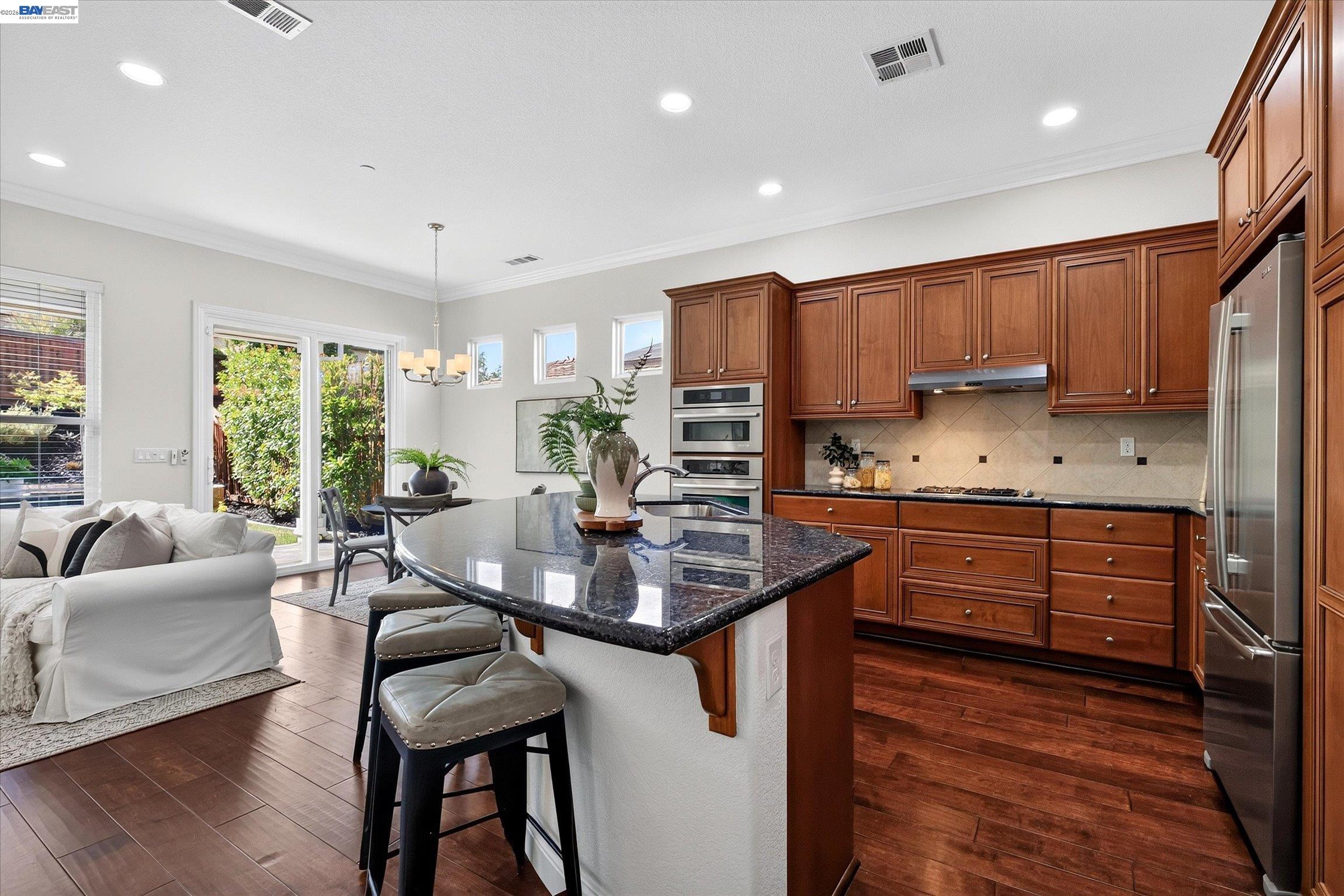 1609 Zinfandel Dr