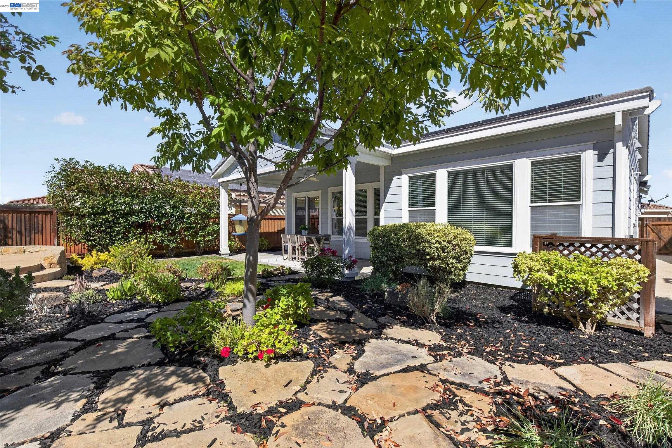 1609 Zinfandel Dr