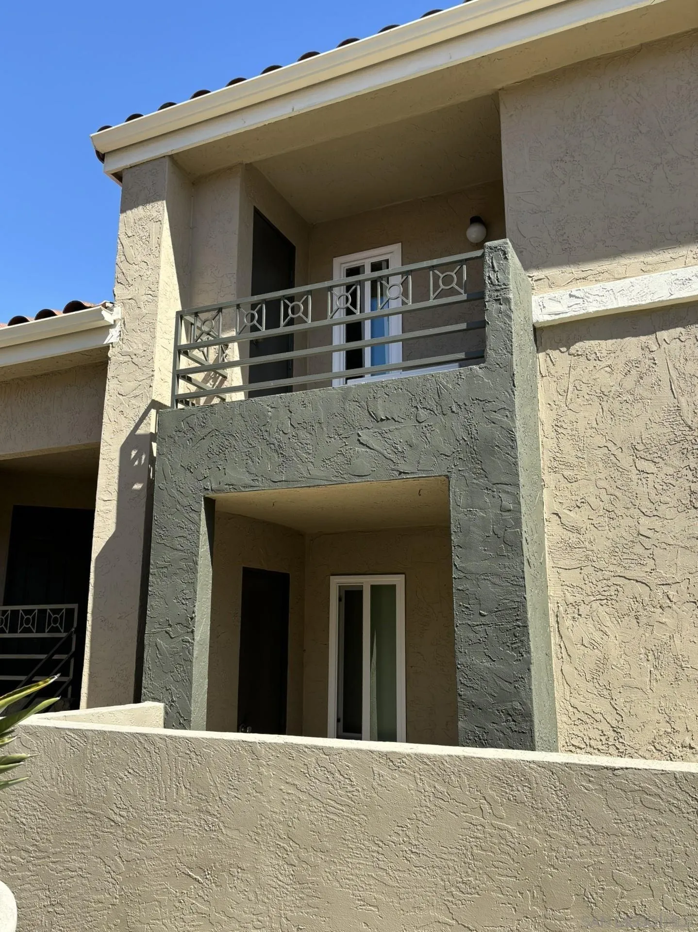 7565 Charmant Dr Unit 504