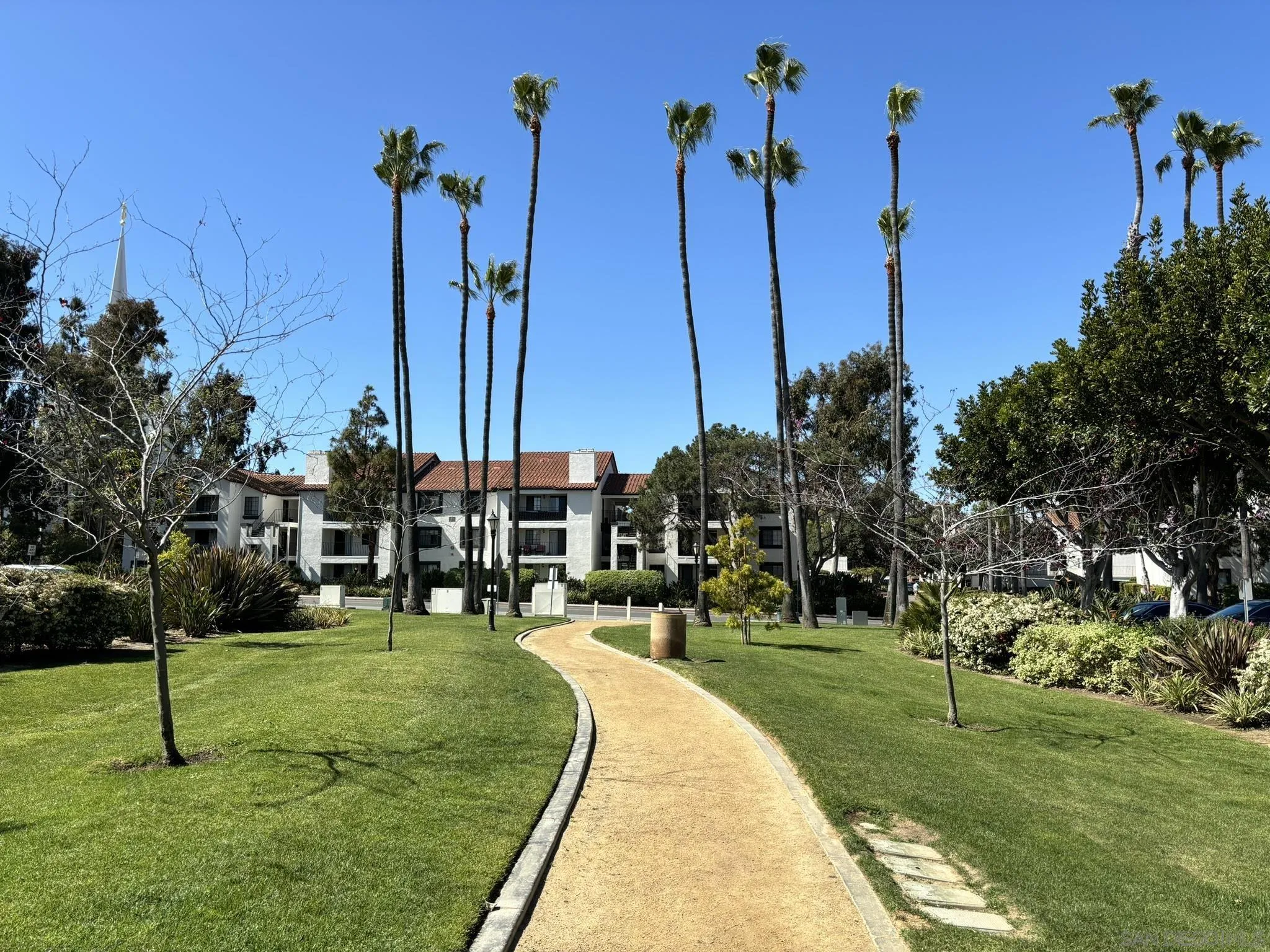 7565 Charmant Dr Unit 504