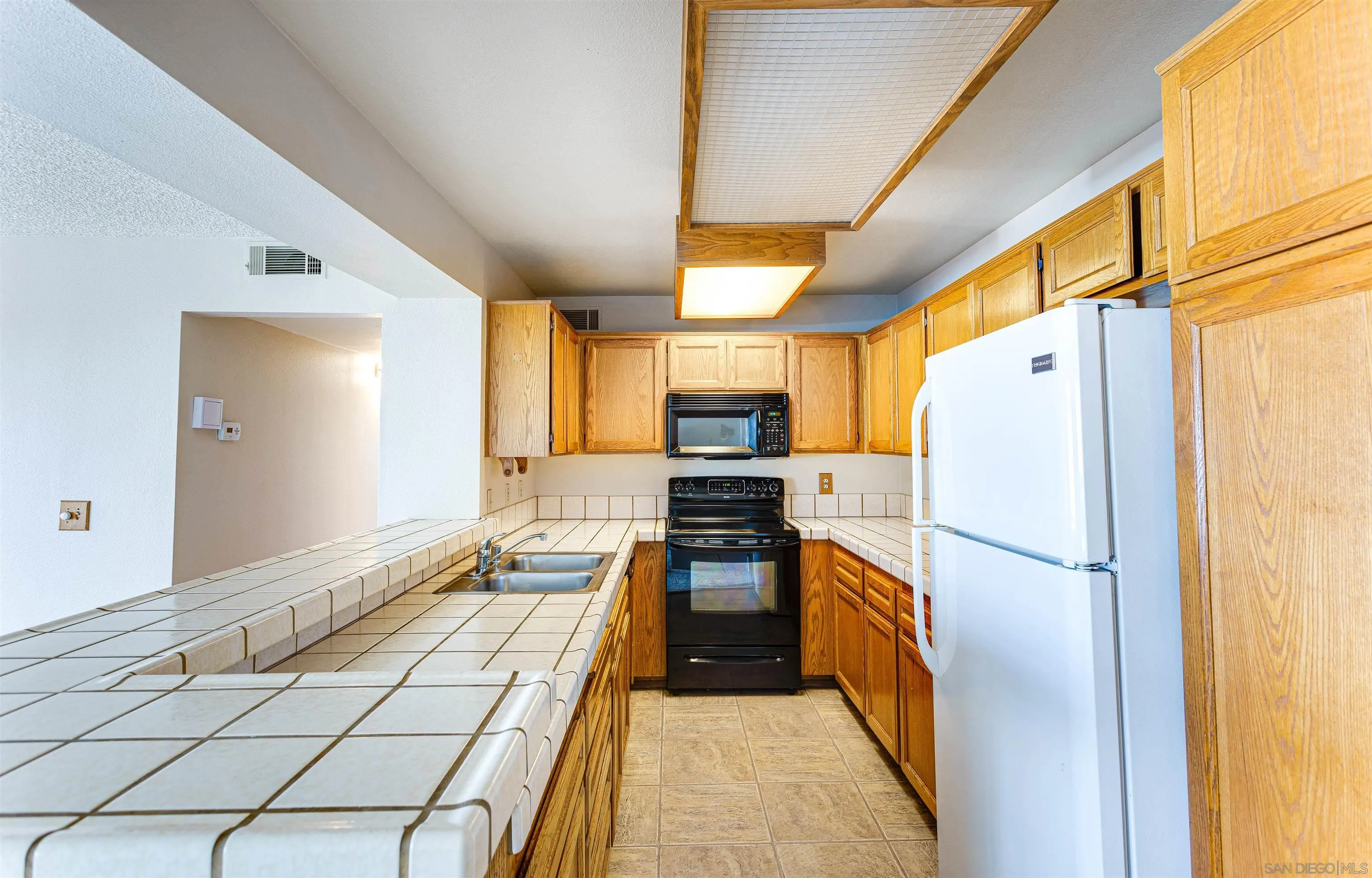 3930 Centre St Unit 204