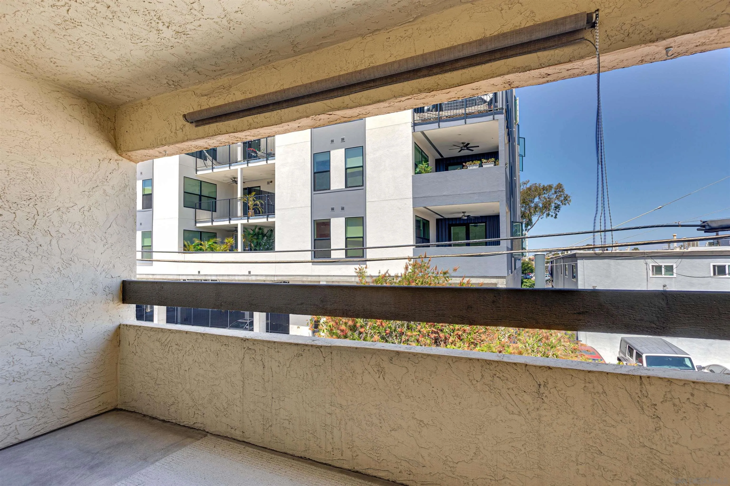 3930 Centre St Unit 204