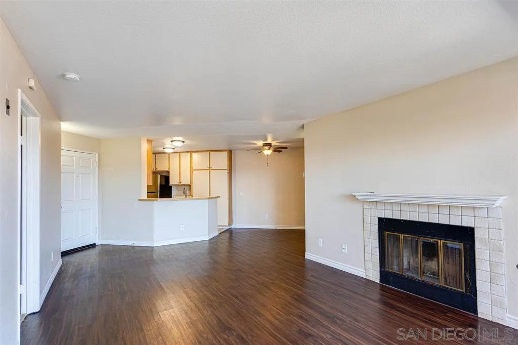 7083 Camino Degrazia Unit 152