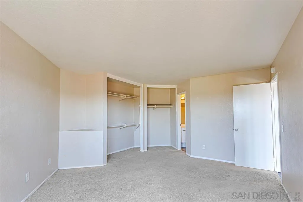 7083 Camino Degrazia Unit 152