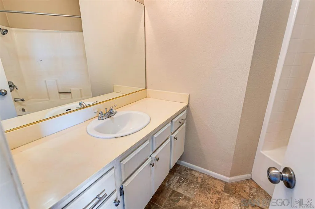 7083 Camino Degrazia Unit 152