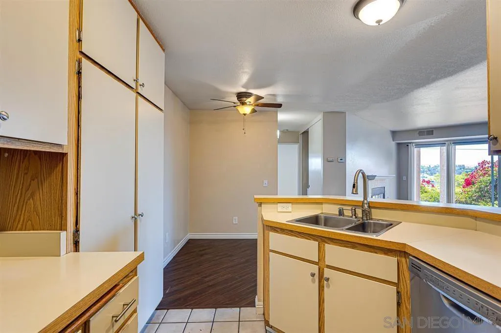 7083 Camino Degrazia Unit 152