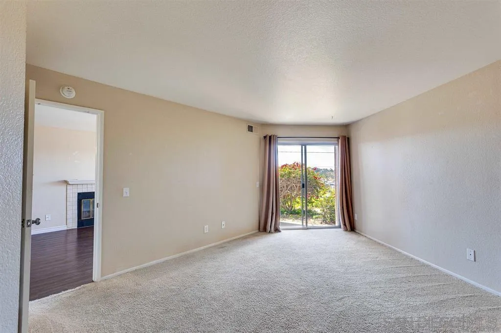 7083 Camino Degrazia Unit 152