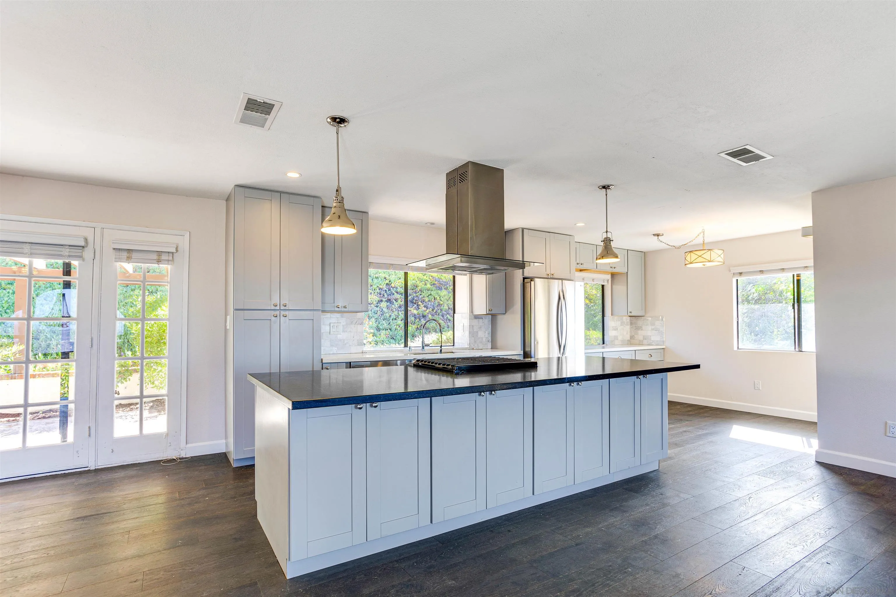 6189 Caminito Sacate