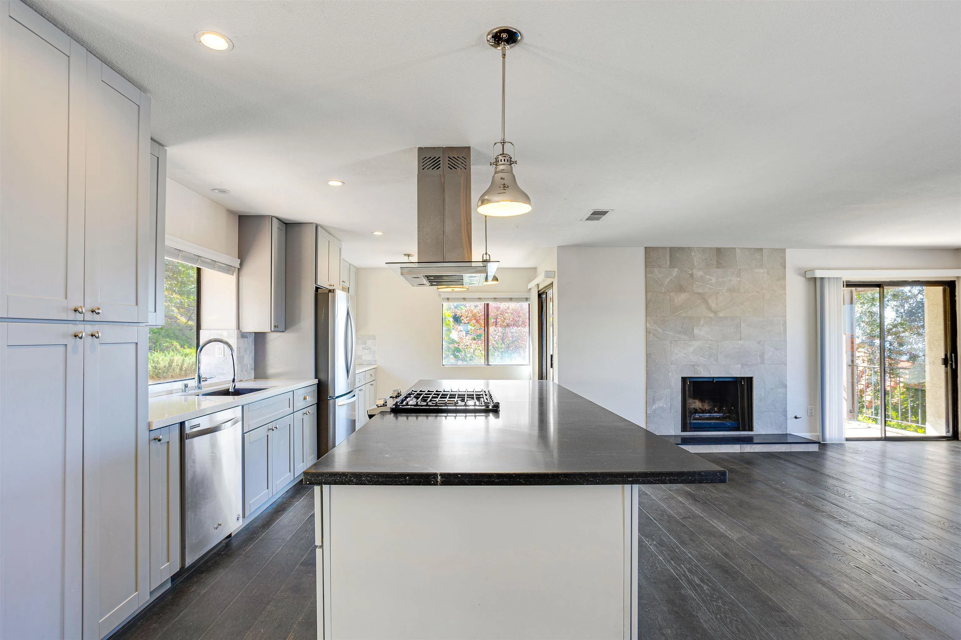 6189 Caminito Sacate