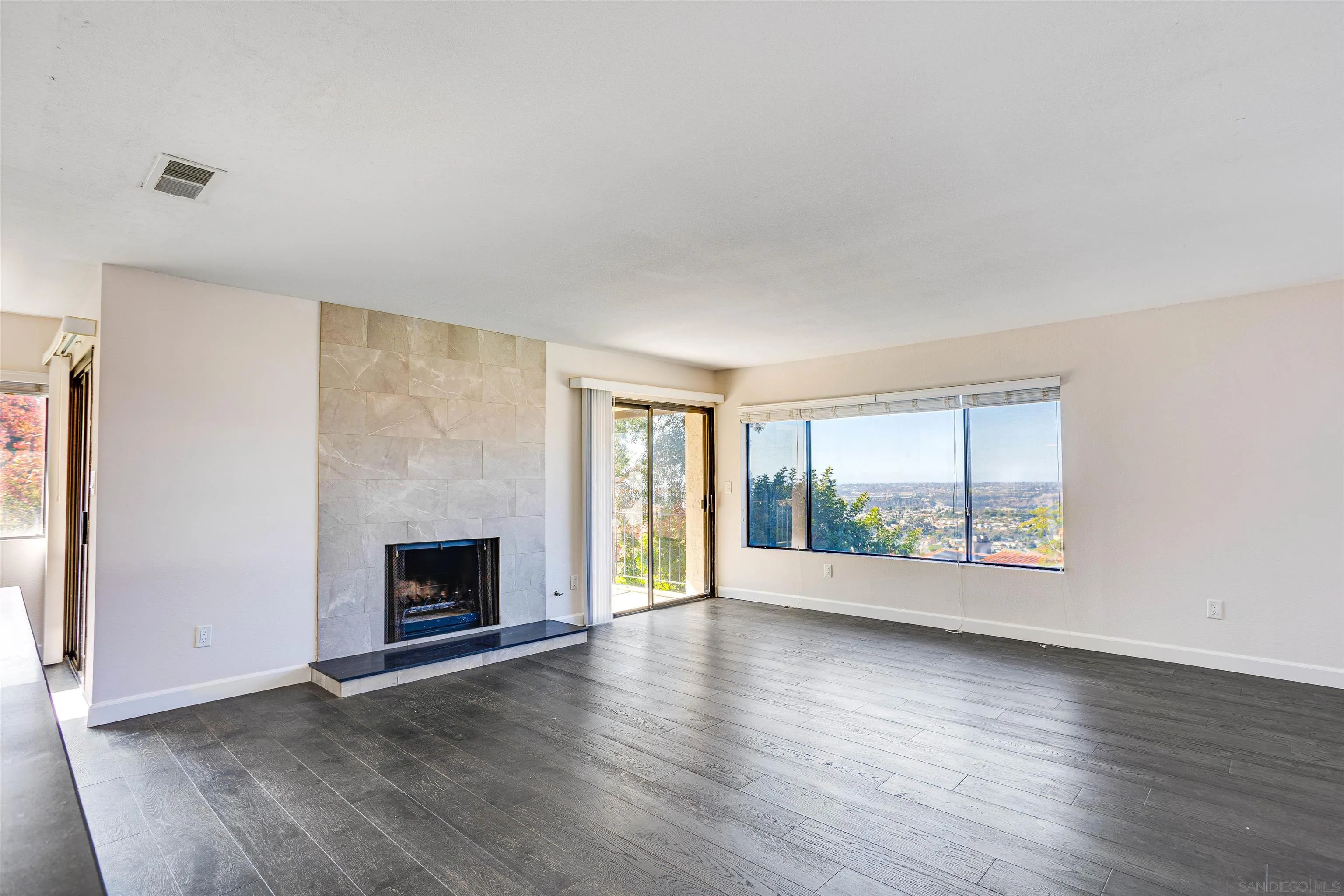 6189 Caminito Sacate