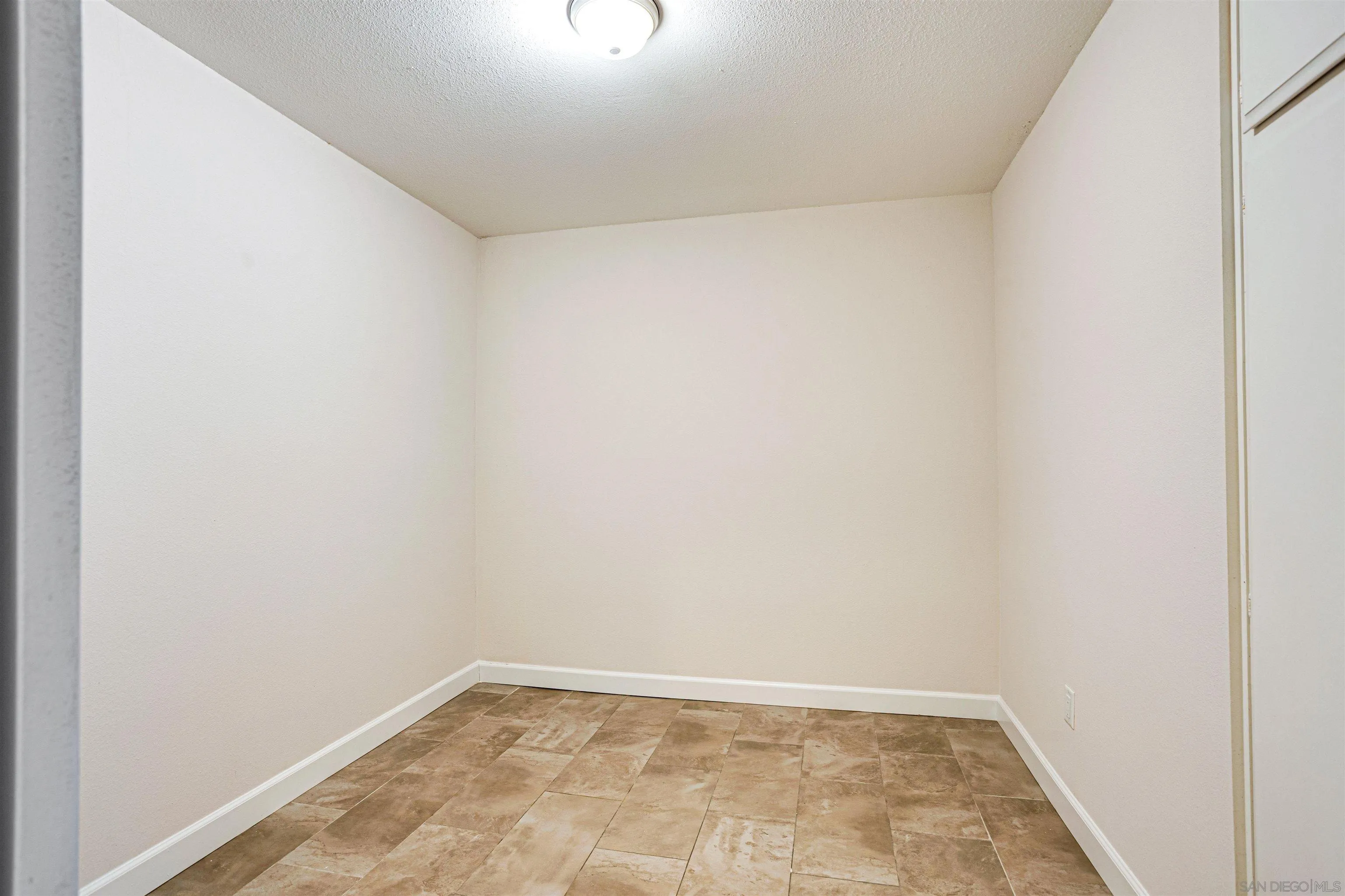 6189 Caminito Sacate