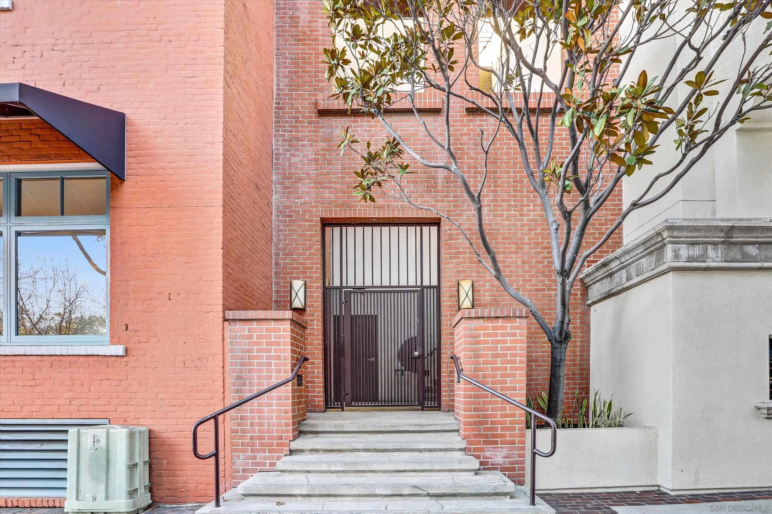 655 Columbia St Unit 311