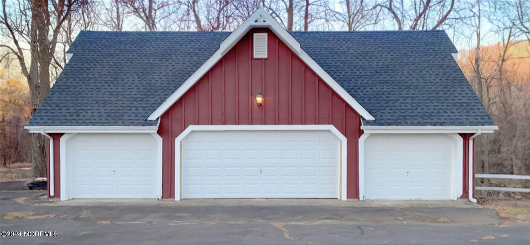 810 Holmdel Road