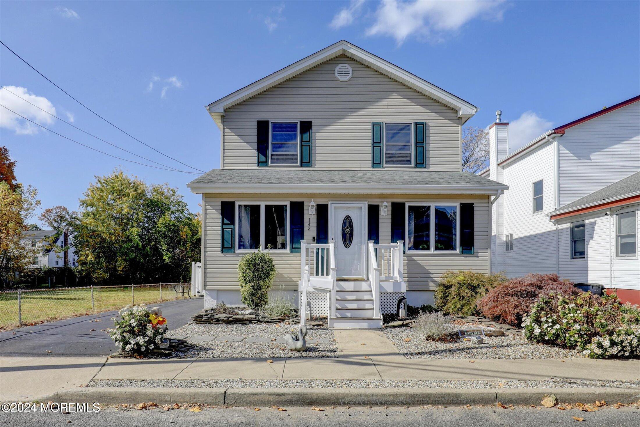 142 Washington Street