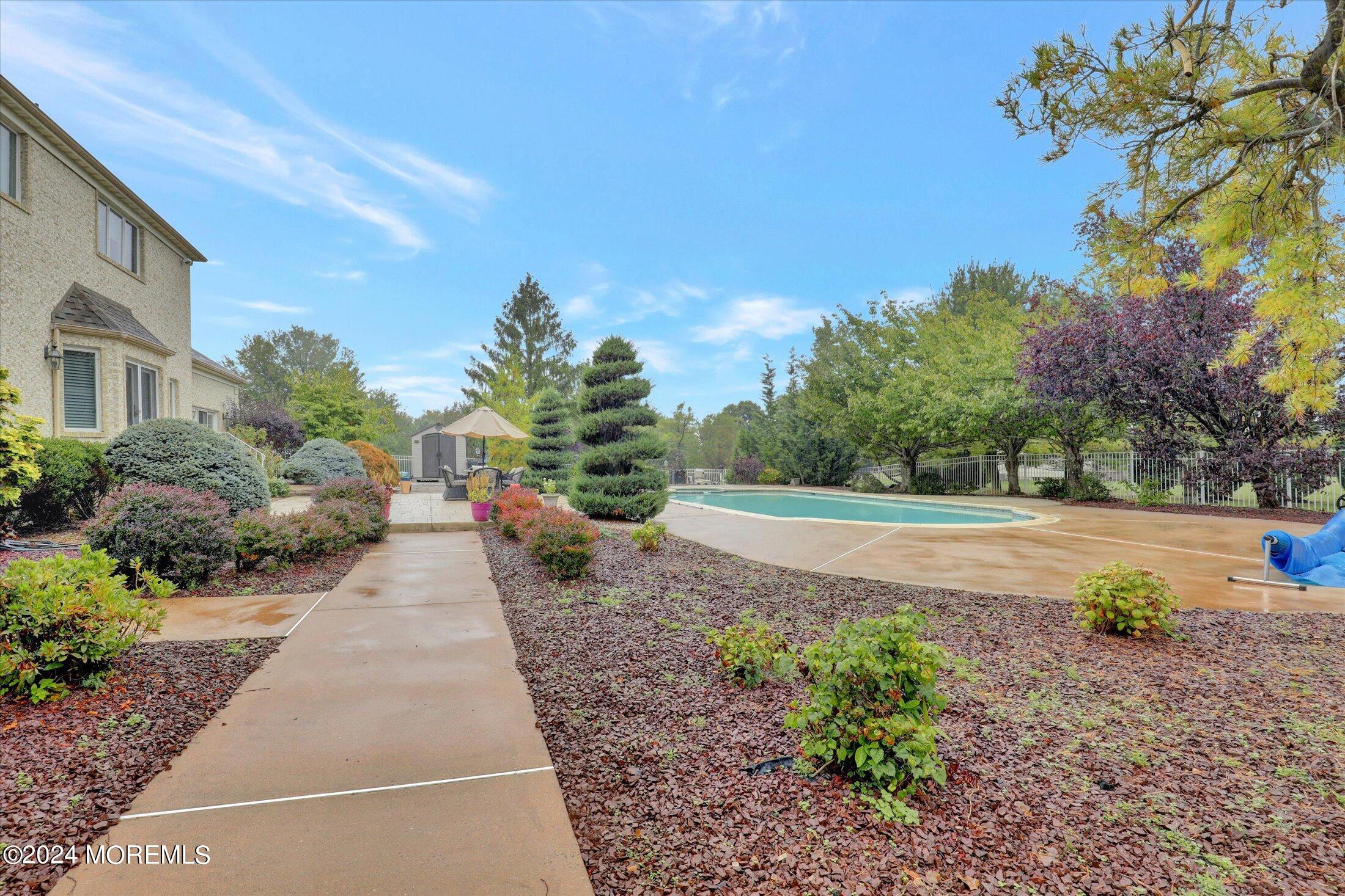 12 Yellow Brook Road