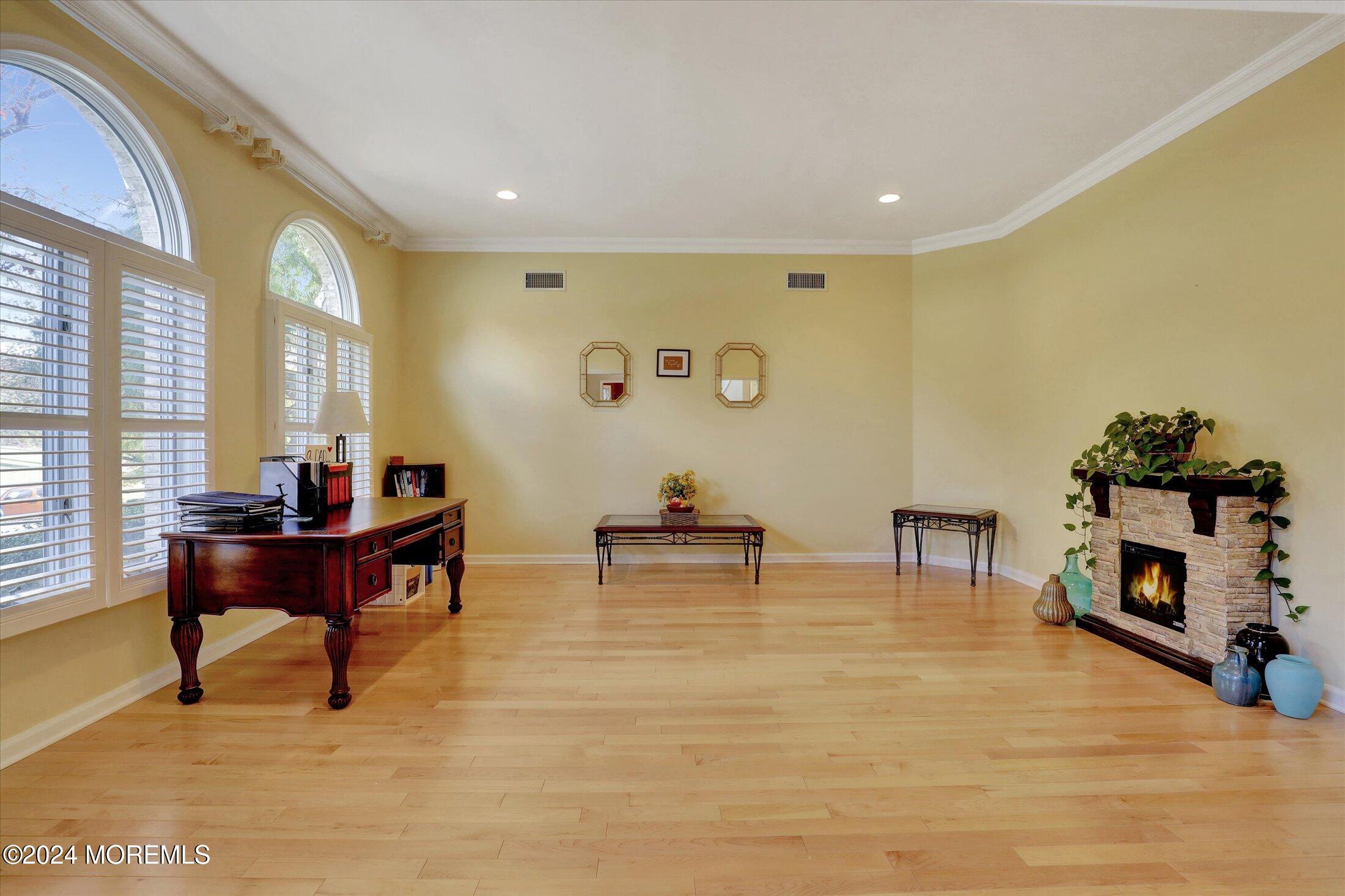 12 Yellow Brook Road