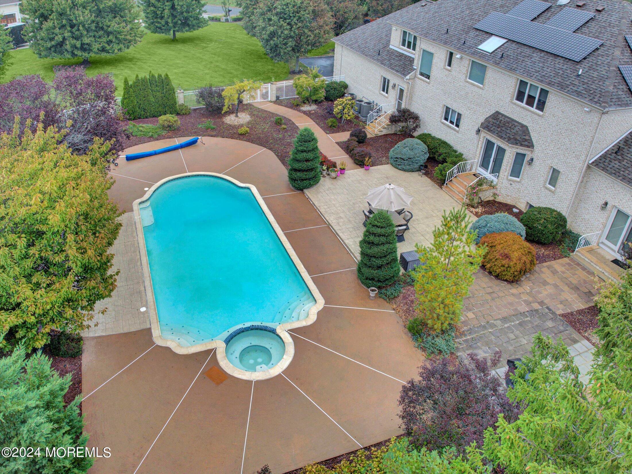 12 Yellow Brook Road