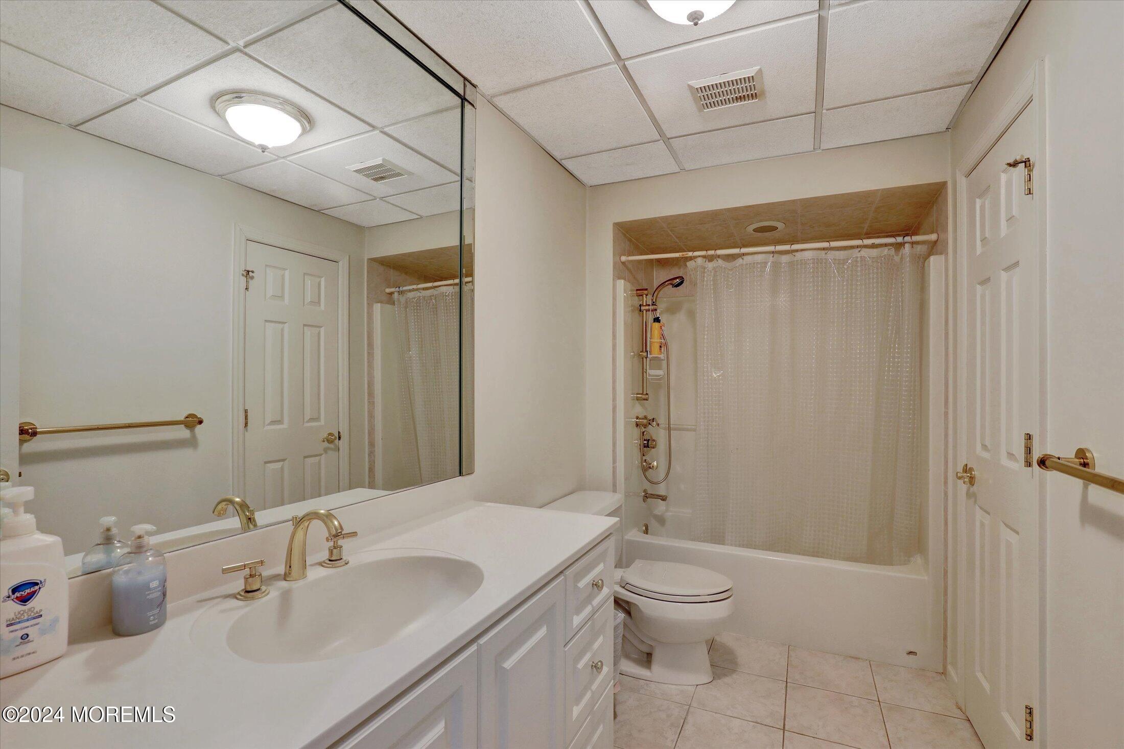 12 Yellow Brook Road