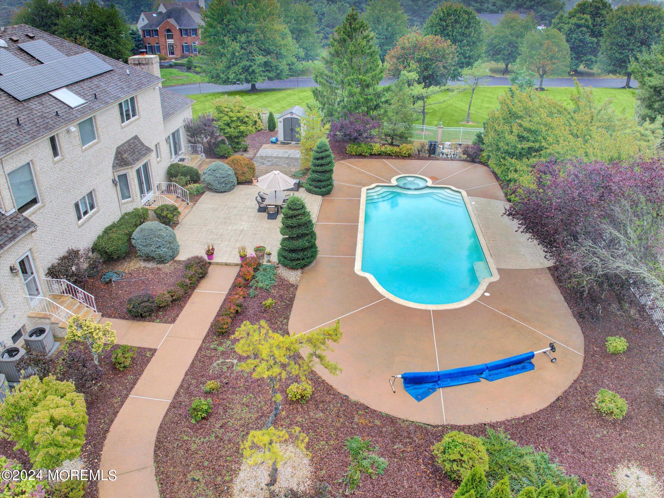 12 Yellow Brook Road